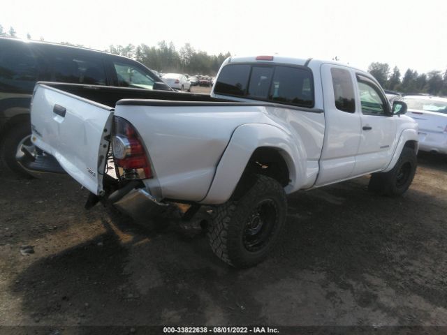 Photo 3 VIN: 5TEUX4EN7AZ737447 - TOYOTA TACOMA 