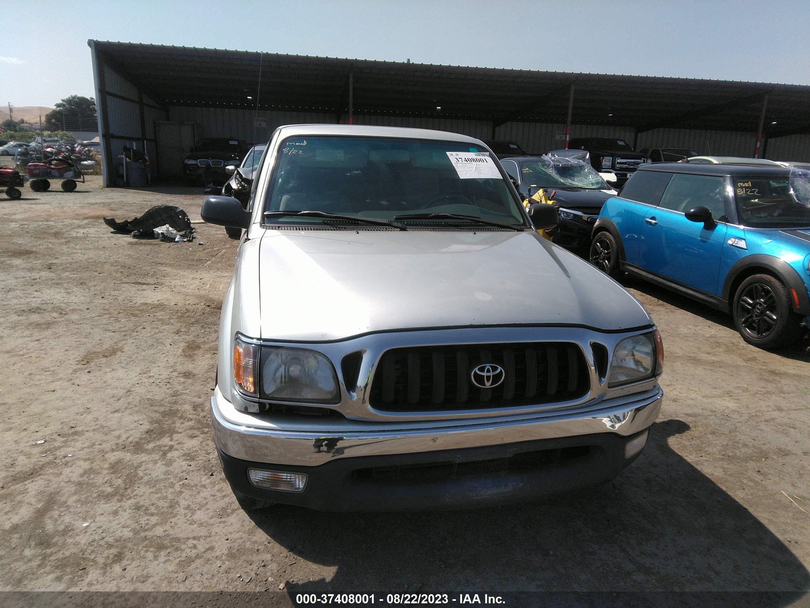 Photo 11 VIN: 5TEVL52N01Z741110 - TOYOTA TACOMA 