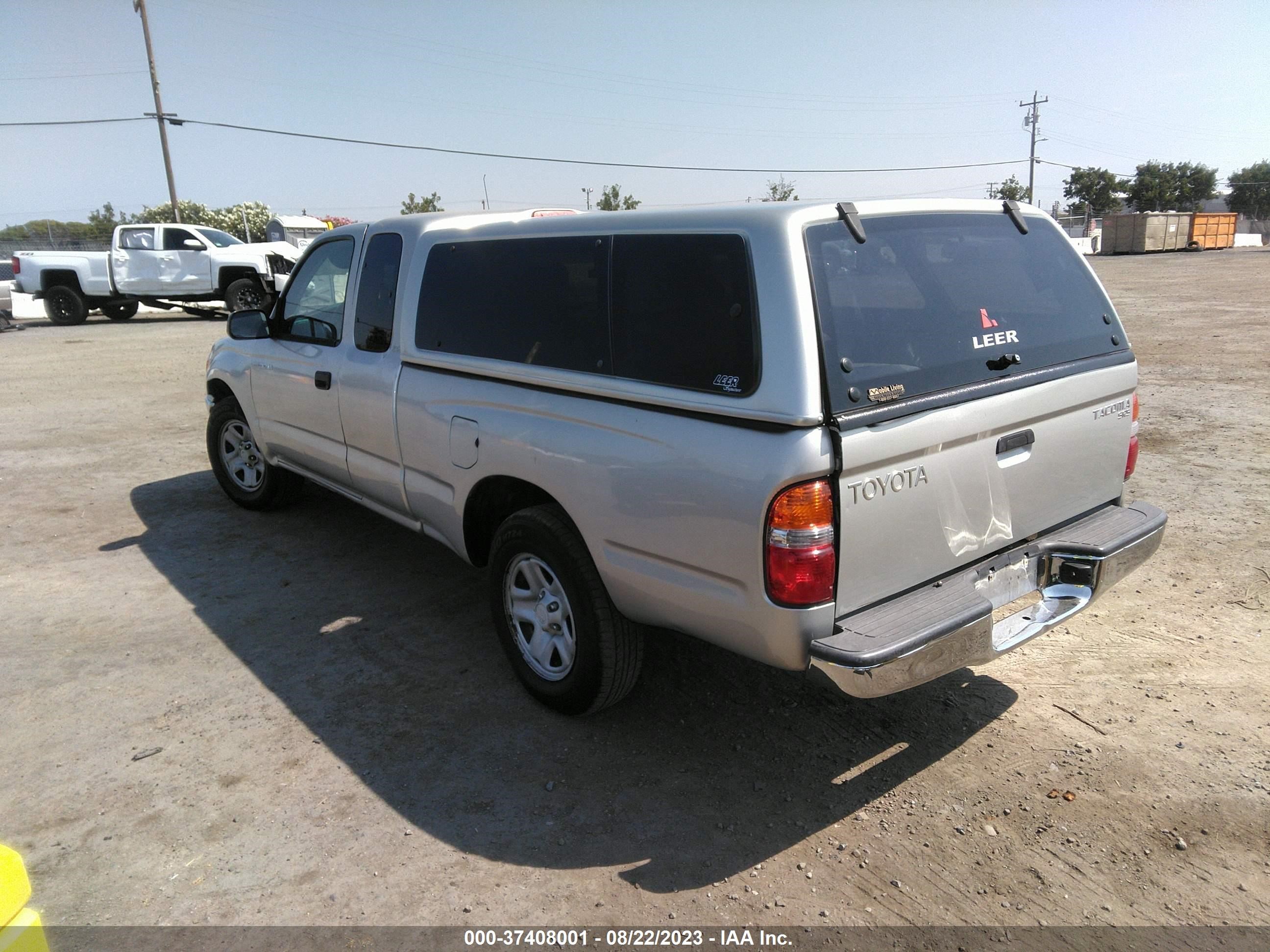 Photo 2 VIN: 5TEVL52N01Z741110 - TOYOTA TACOMA 