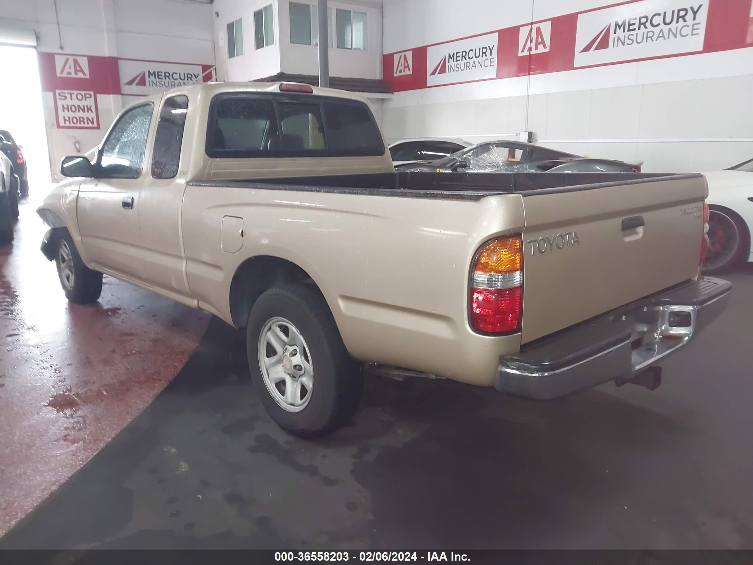 Photo 2 VIN: 5TEVL52N11Z744341 - TOYOTA TACOMA 