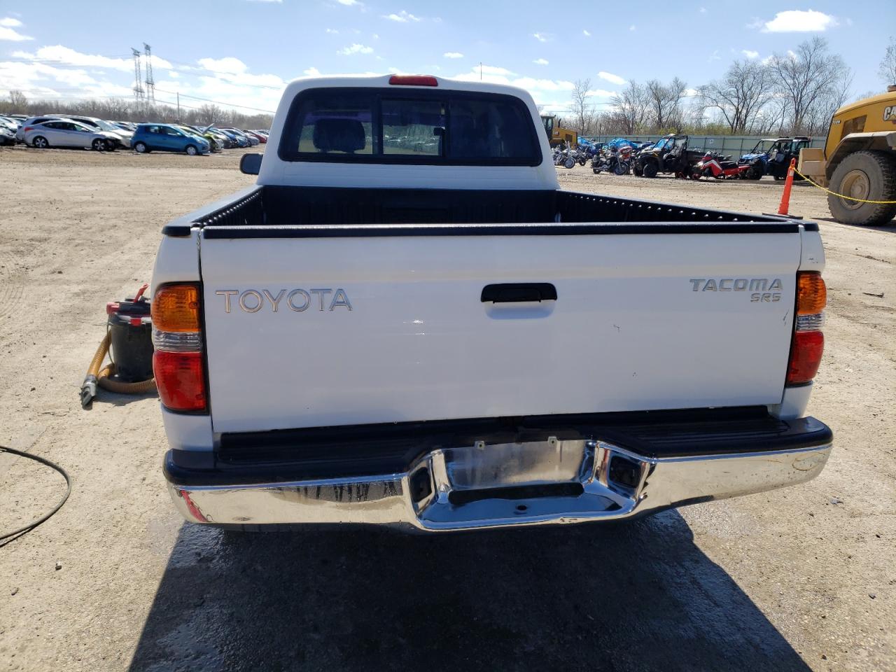 Photo 5 VIN: 5TEVL52N11Z849932 - TOYOTA TACOMA 