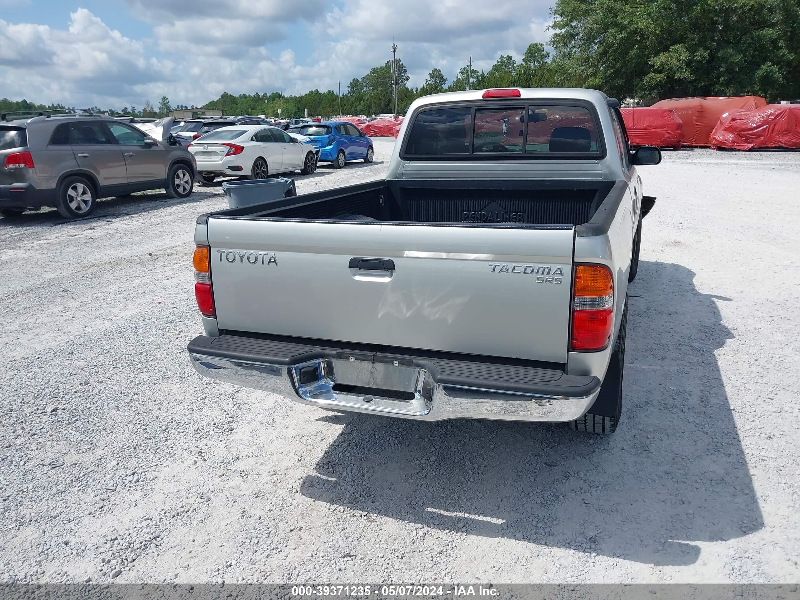 Photo 16 VIN: 5TEVL52N24Z437829 - TOYOTA TACOMA 