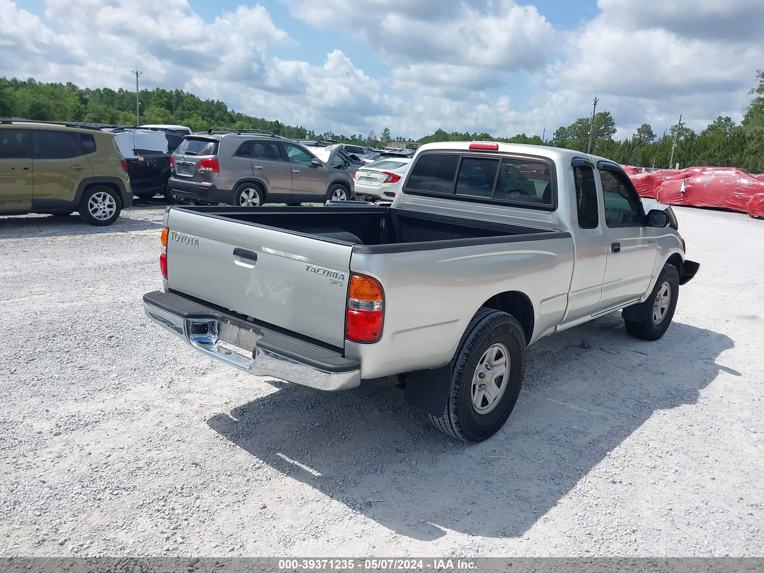 Photo 3 VIN: 5TEVL52N24Z437829 - TOYOTA TACOMA 