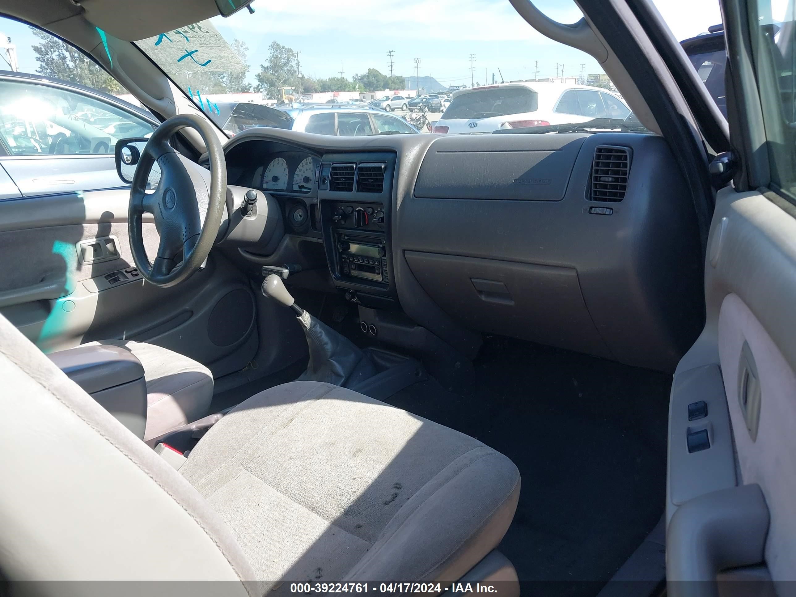 Photo 4 VIN: 5TEVL52N34Z325508 - TOYOTA TACOMA 