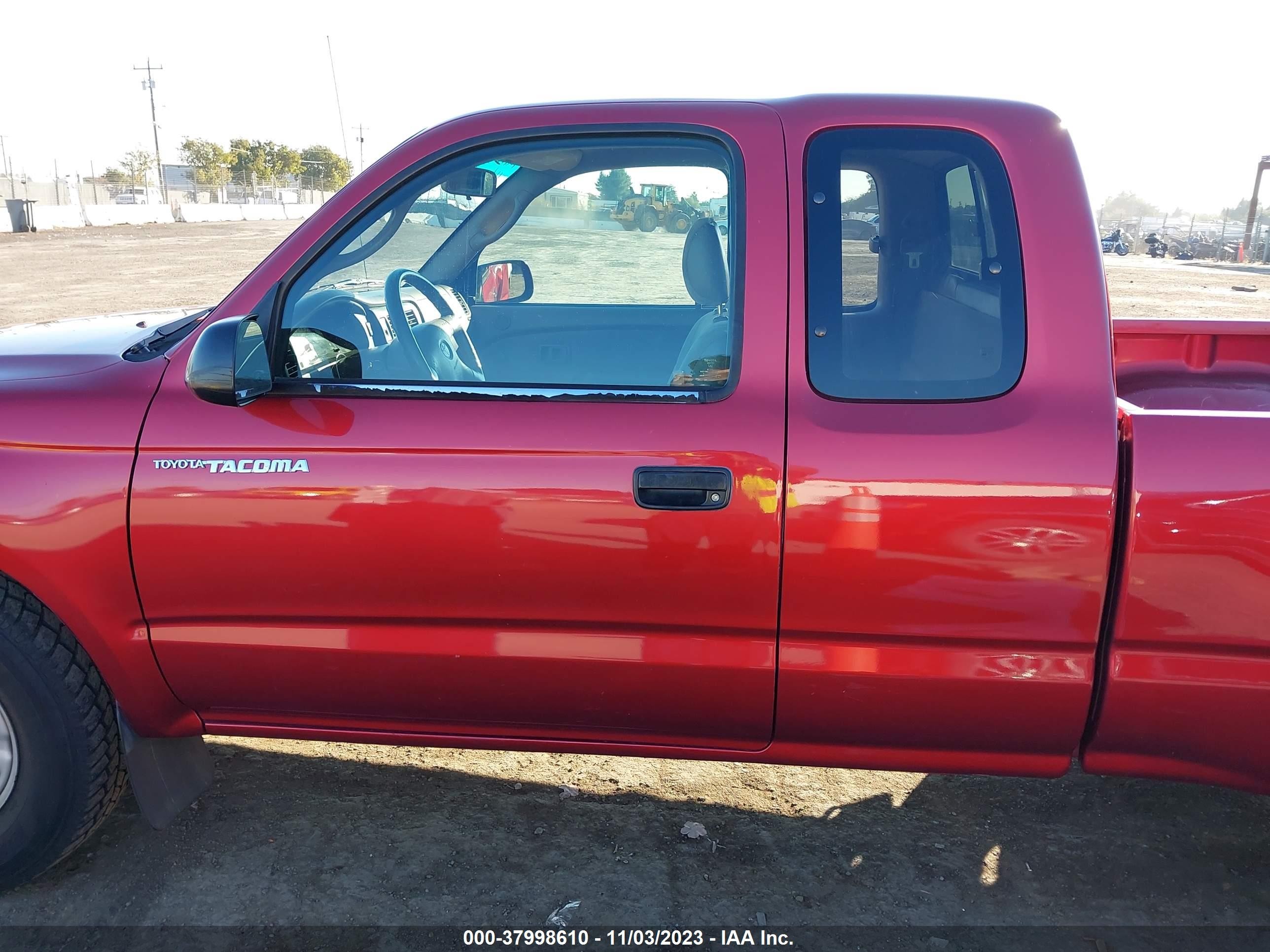 Photo 13 VIN: 5TEVL52N34Z407433 - TOYOTA TACOMA 