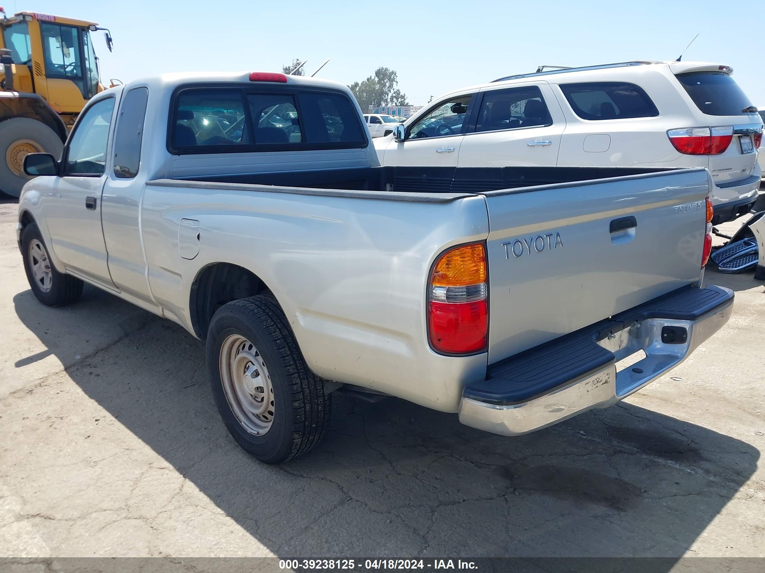 Photo 2 VIN: 5TEVL52N41Z854543 - TOYOTA TACOMA 