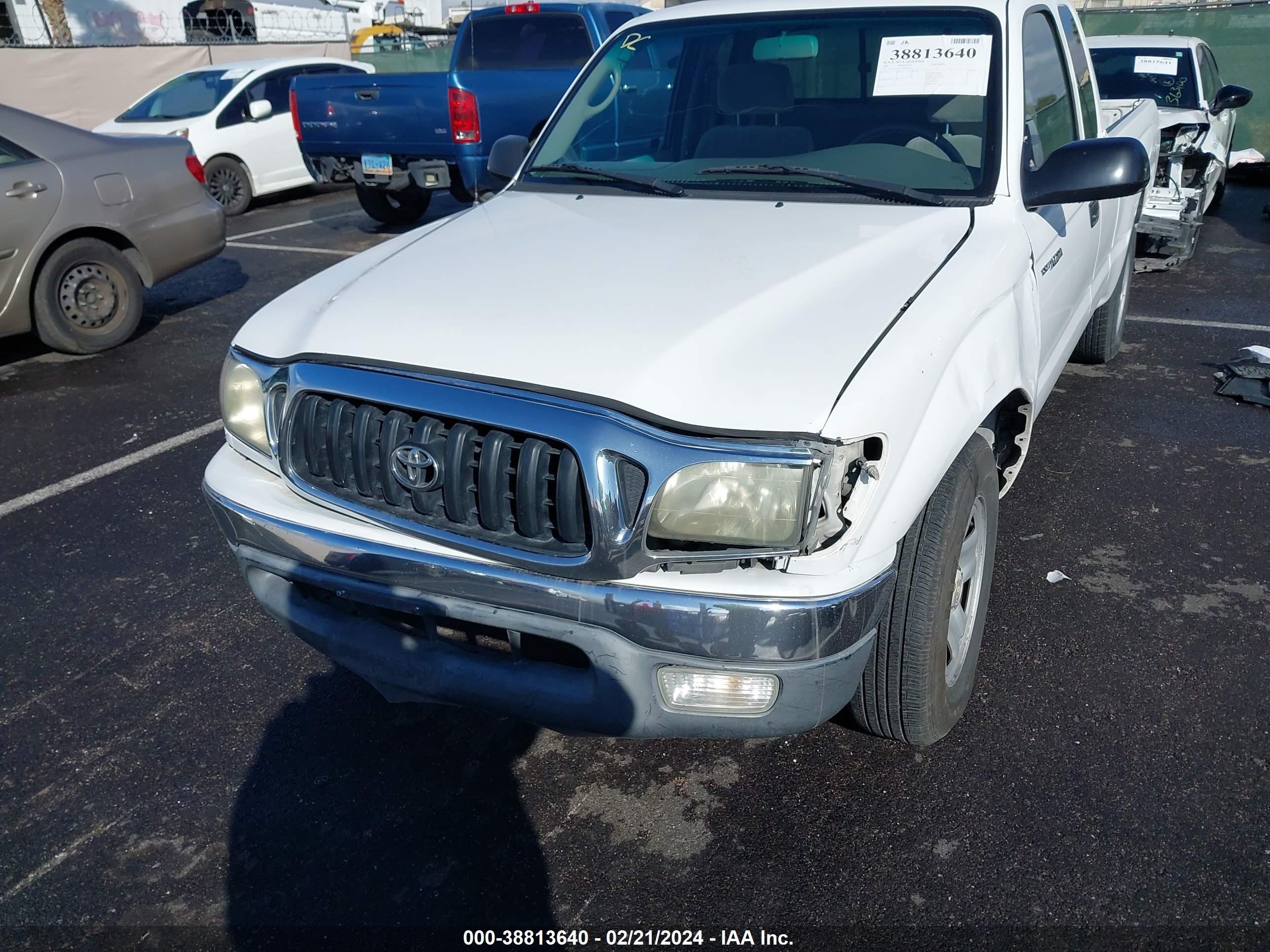 Photo 5 VIN: 5TEVL52N71Z840474 - TOYOTA TACOMA 