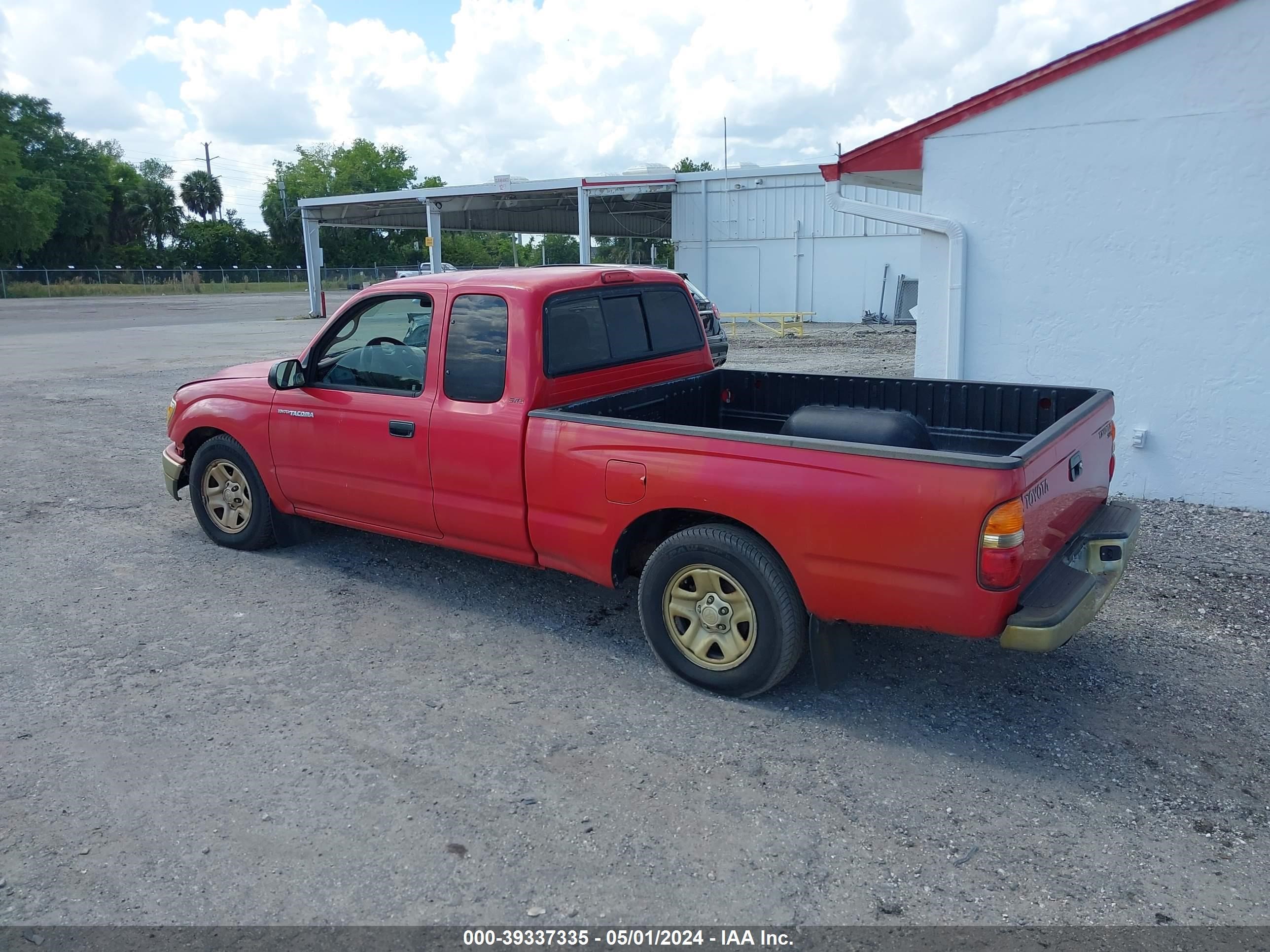 Photo 2 VIN: 5TEVL52N74Z458952 - TOYOTA TACOMA 