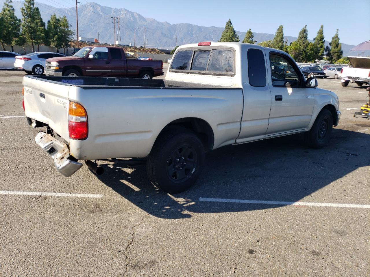 Photo 2 VIN: 5TEVL52N93Z208210 - TOYOTA TACOMA 