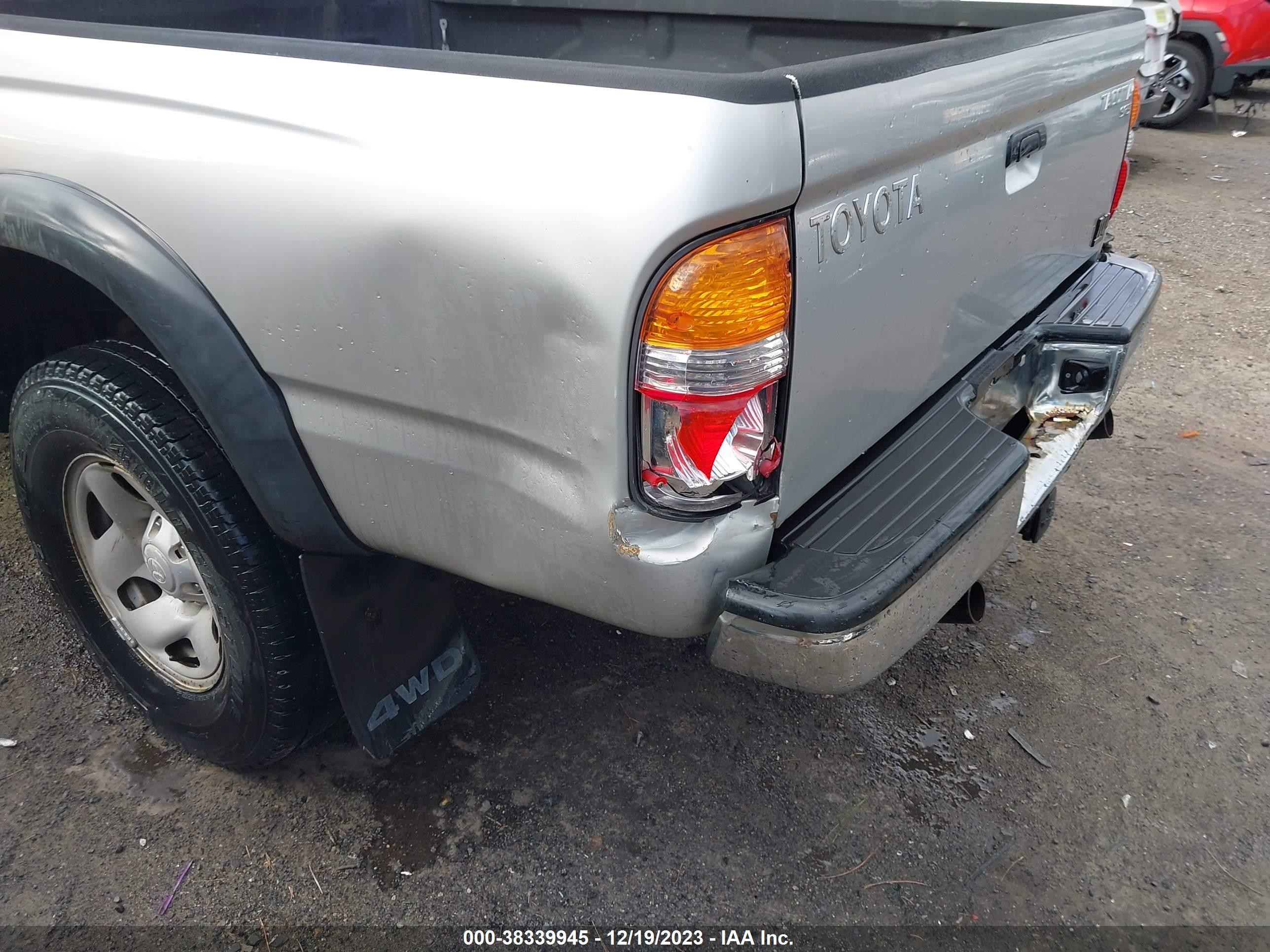 Photo 5 VIN: 5TEWM72N13Z174275 - TOYOTA TACOMA 