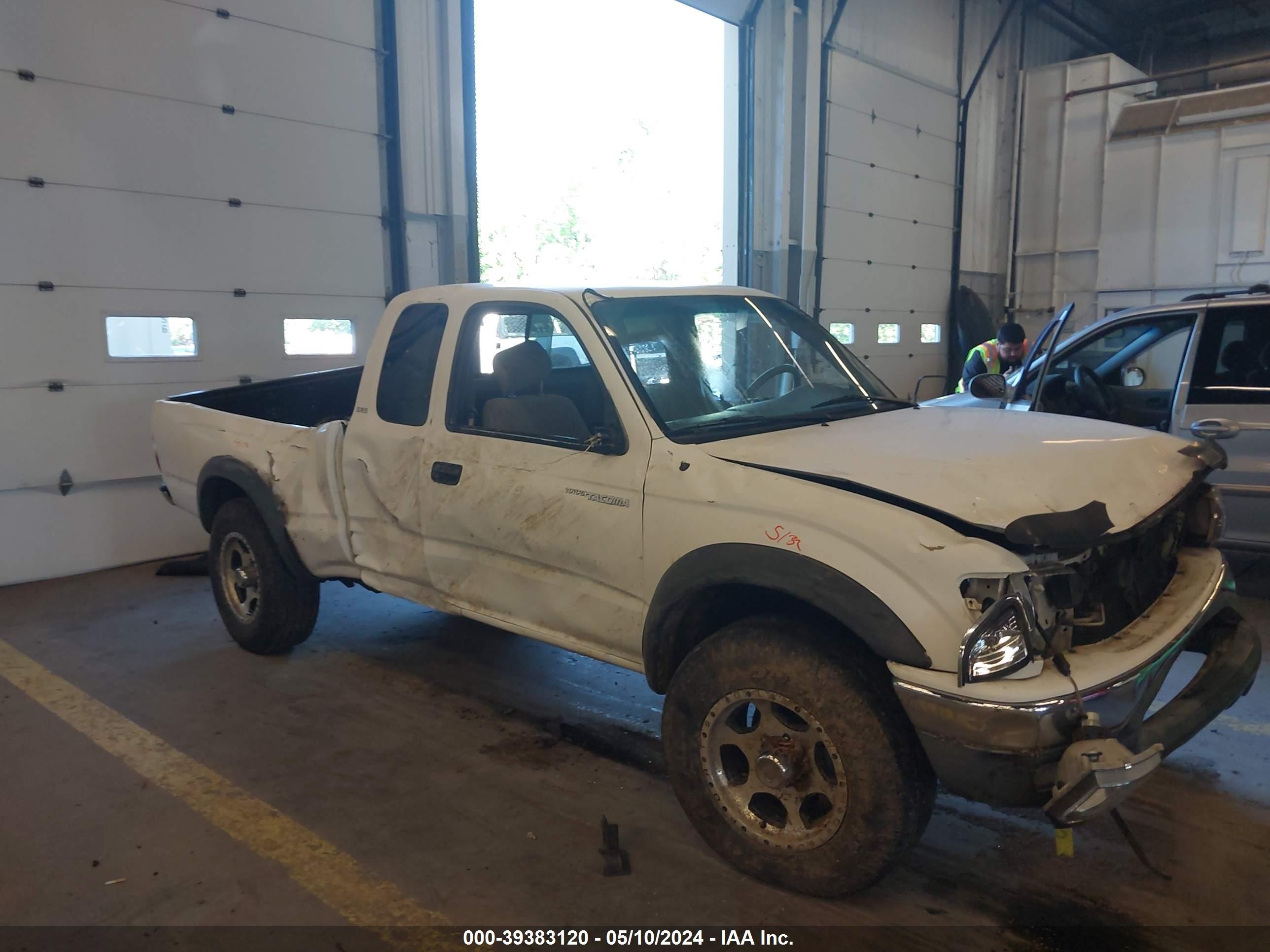 Photo 12 VIN: 5TEWM72N71Z784646 - TOYOTA TACOMA 