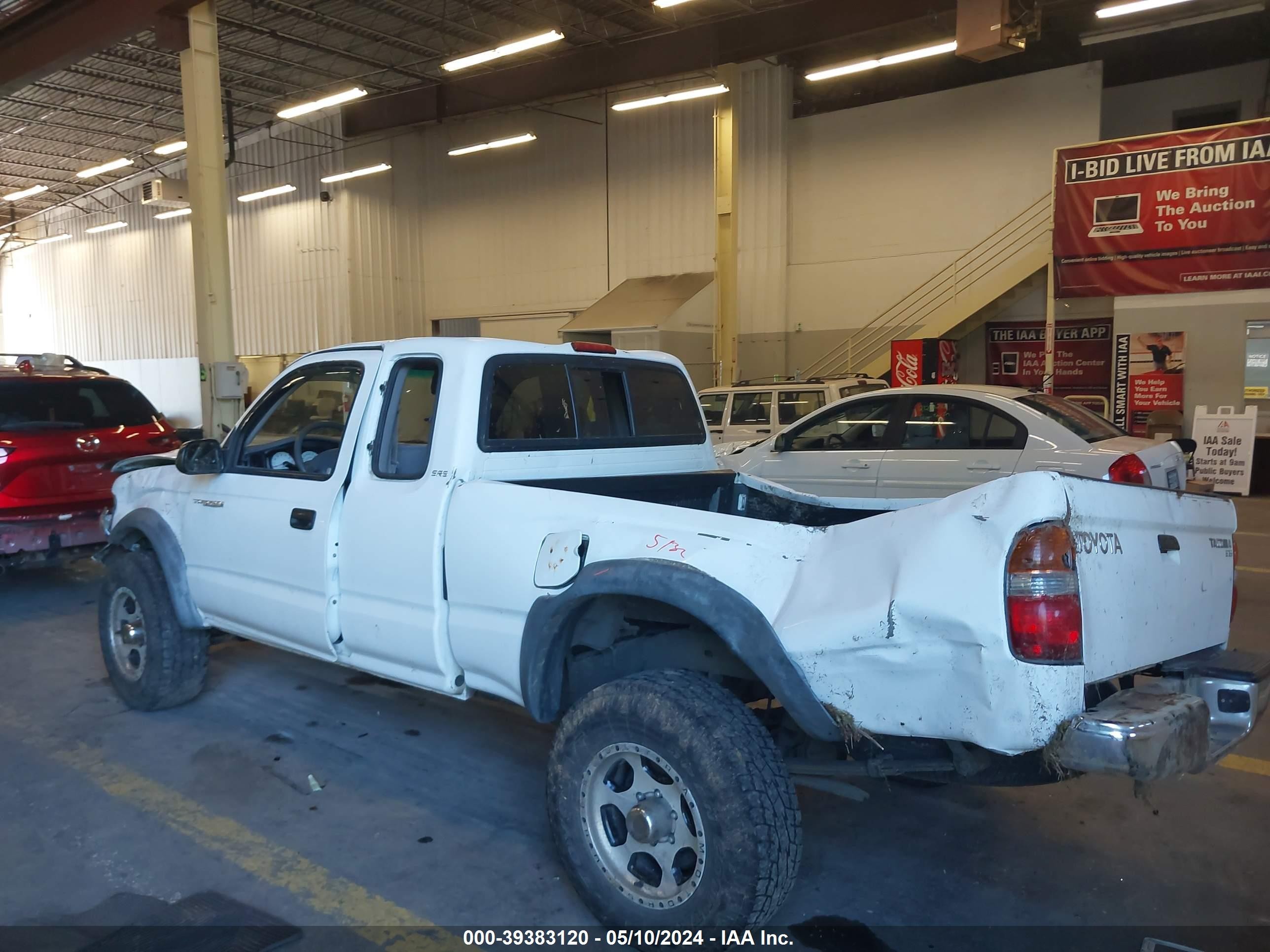 Photo 13 VIN: 5TEWM72N71Z784646 - TOYOTA TACOMA 