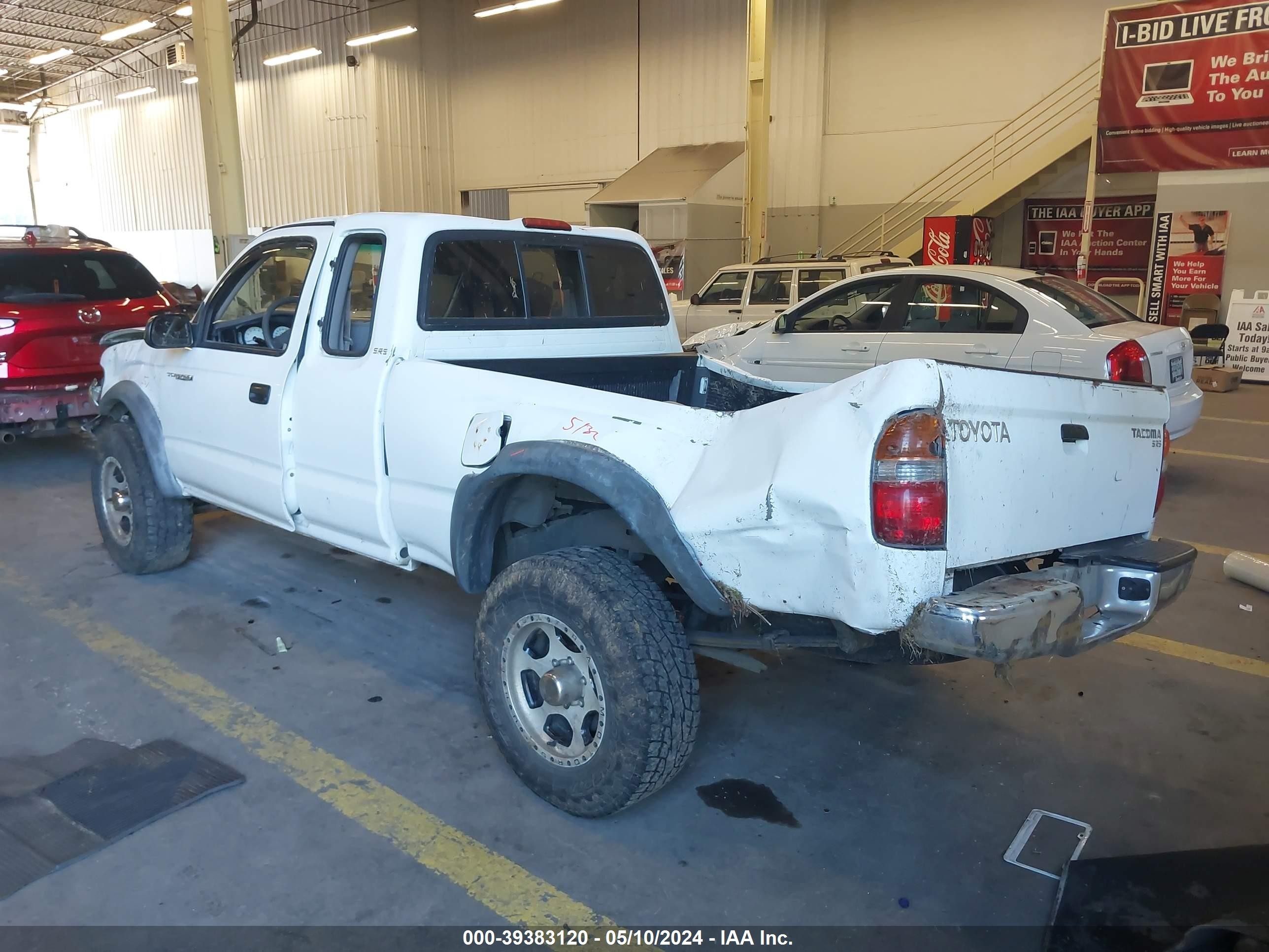 Photo 2 VIN: 5TEWM72N71Z784646 - TOYOTA TACOMA 