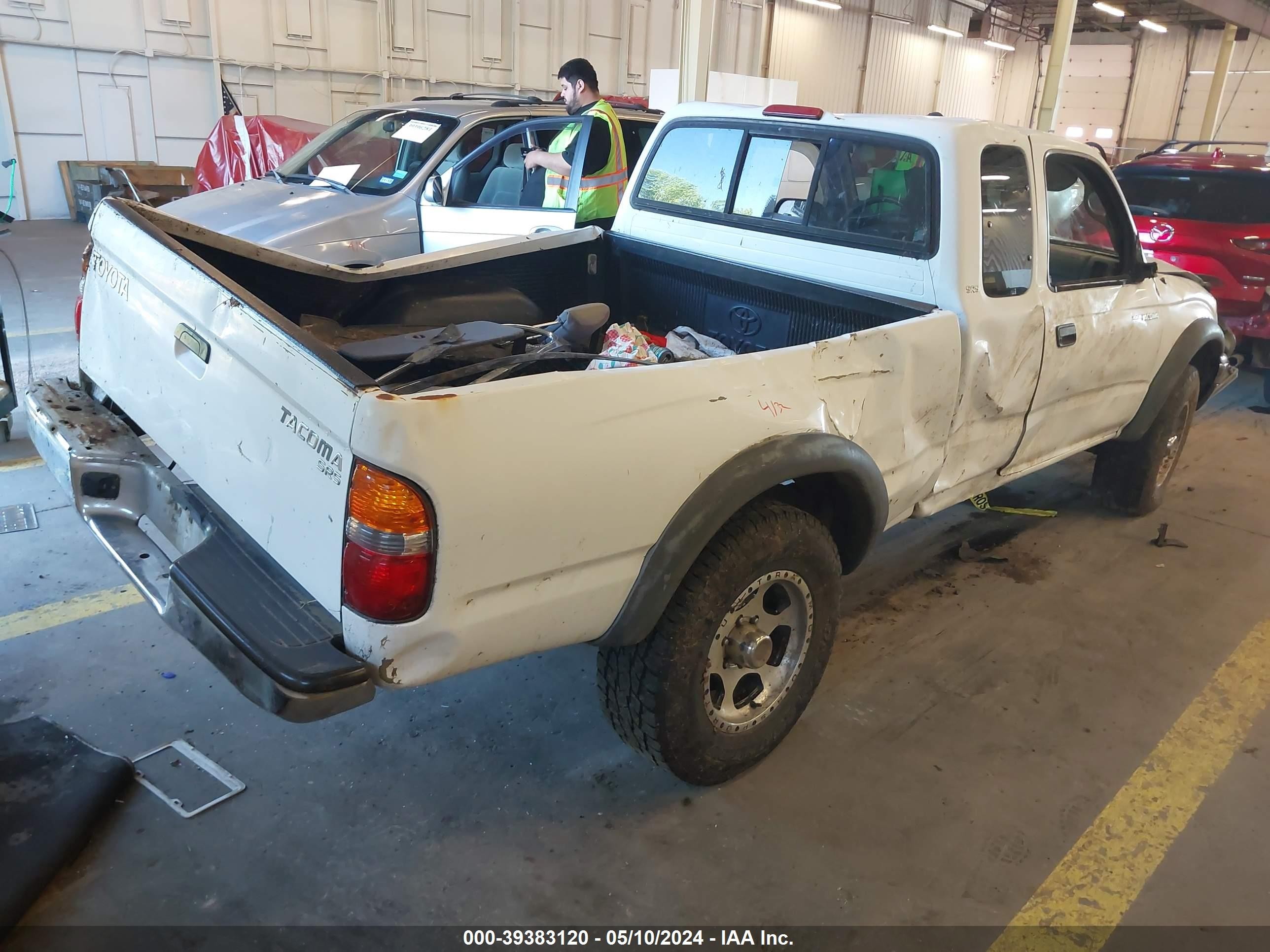 Photo 3 VIN: 5TEWM72N71Z784646 - TOYOTA TACOMA 