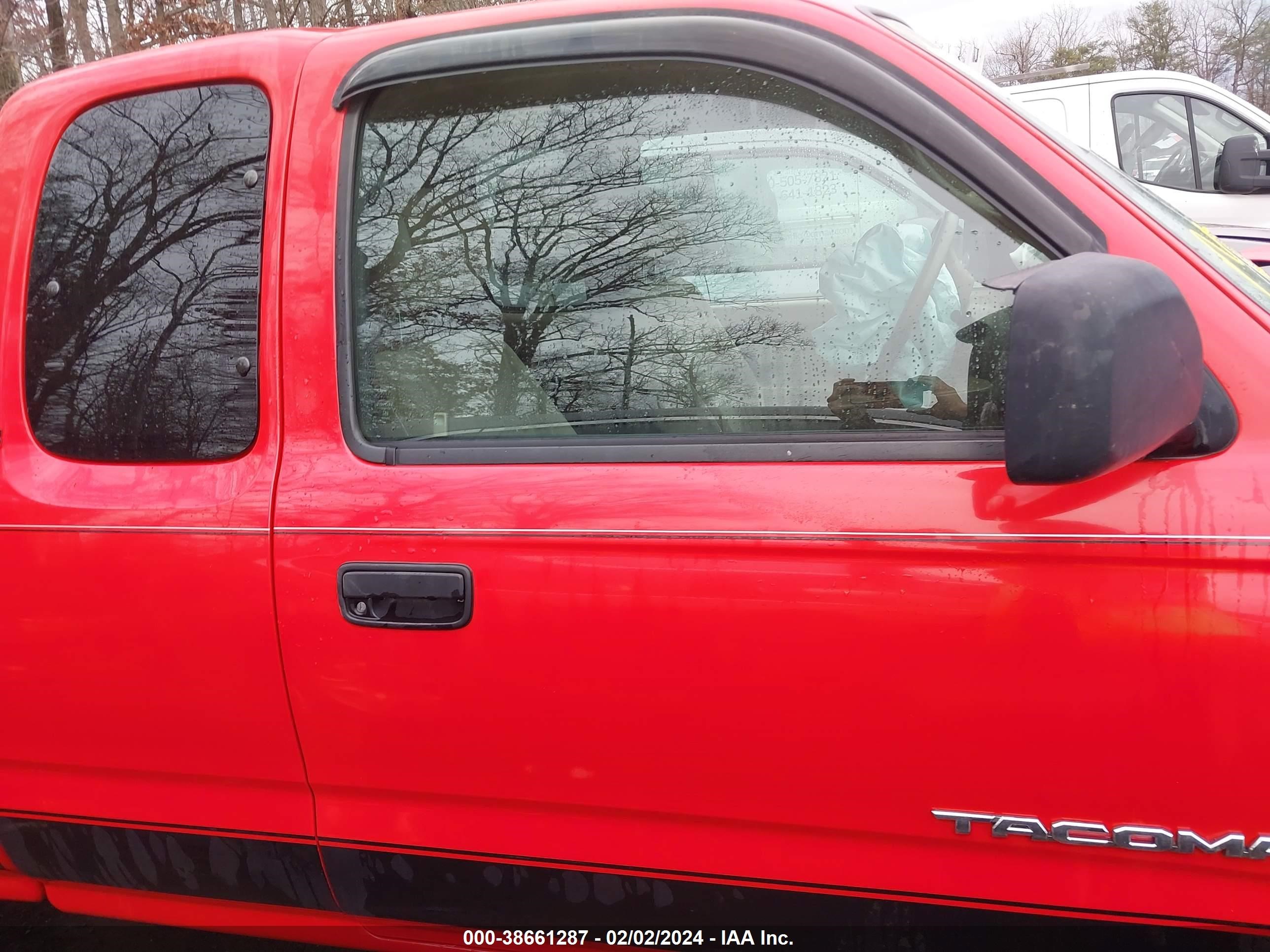 Photo 11 VIN: 5TEWM72N74Z368908 - TOYOTA TACOMA 