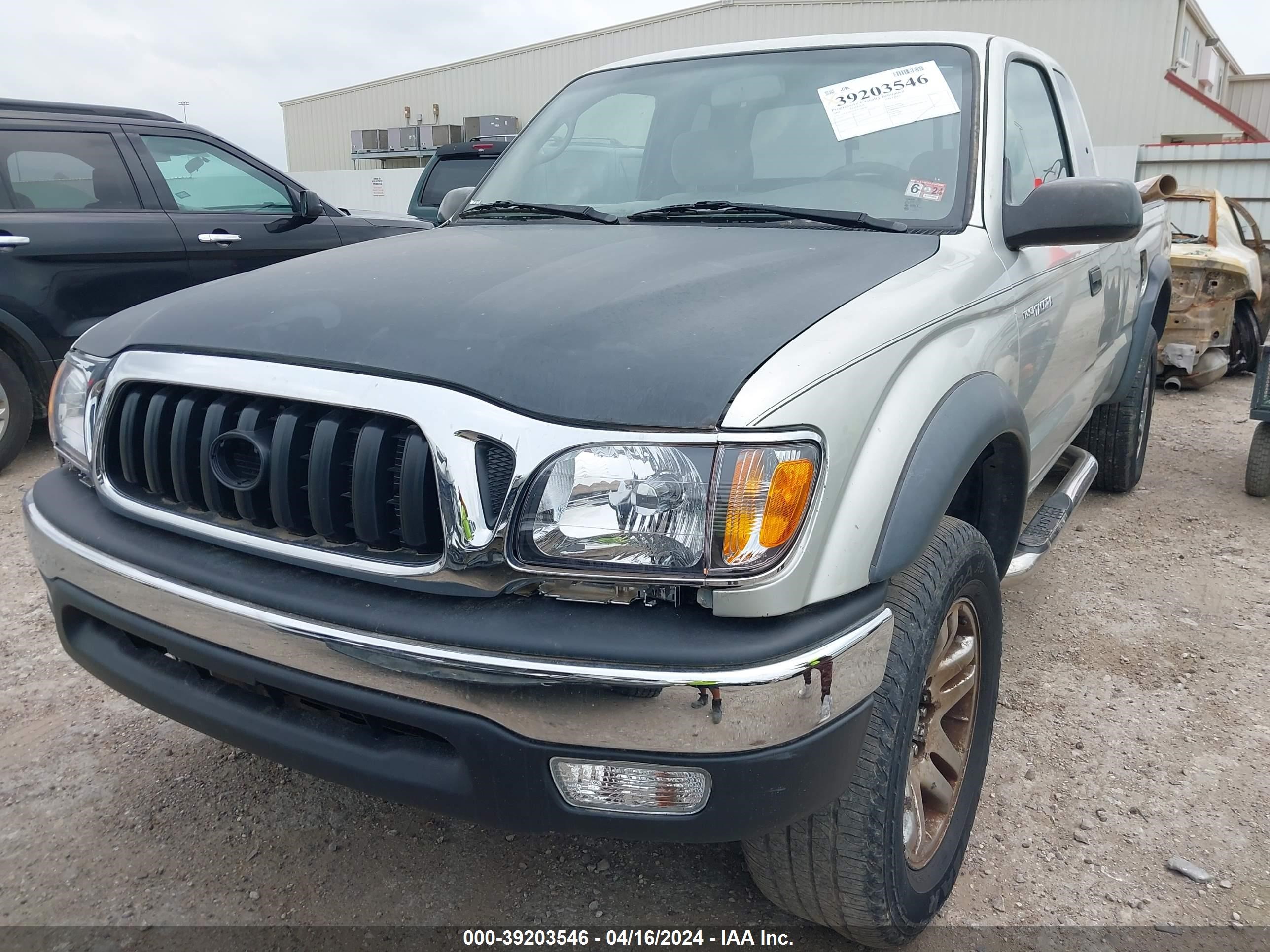 Photo 5 VIN: 5TEWM72NX4Z348782 - TOYOTA TACOMA 