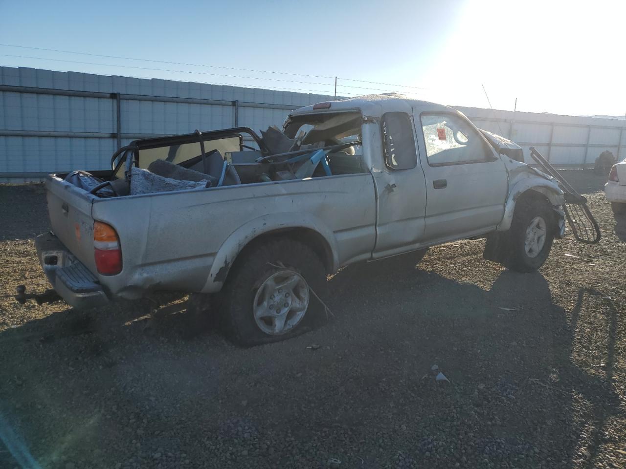 Photo 2 VIN: 5TEWN72N01Z727282 - TOYOTA TACOMA 