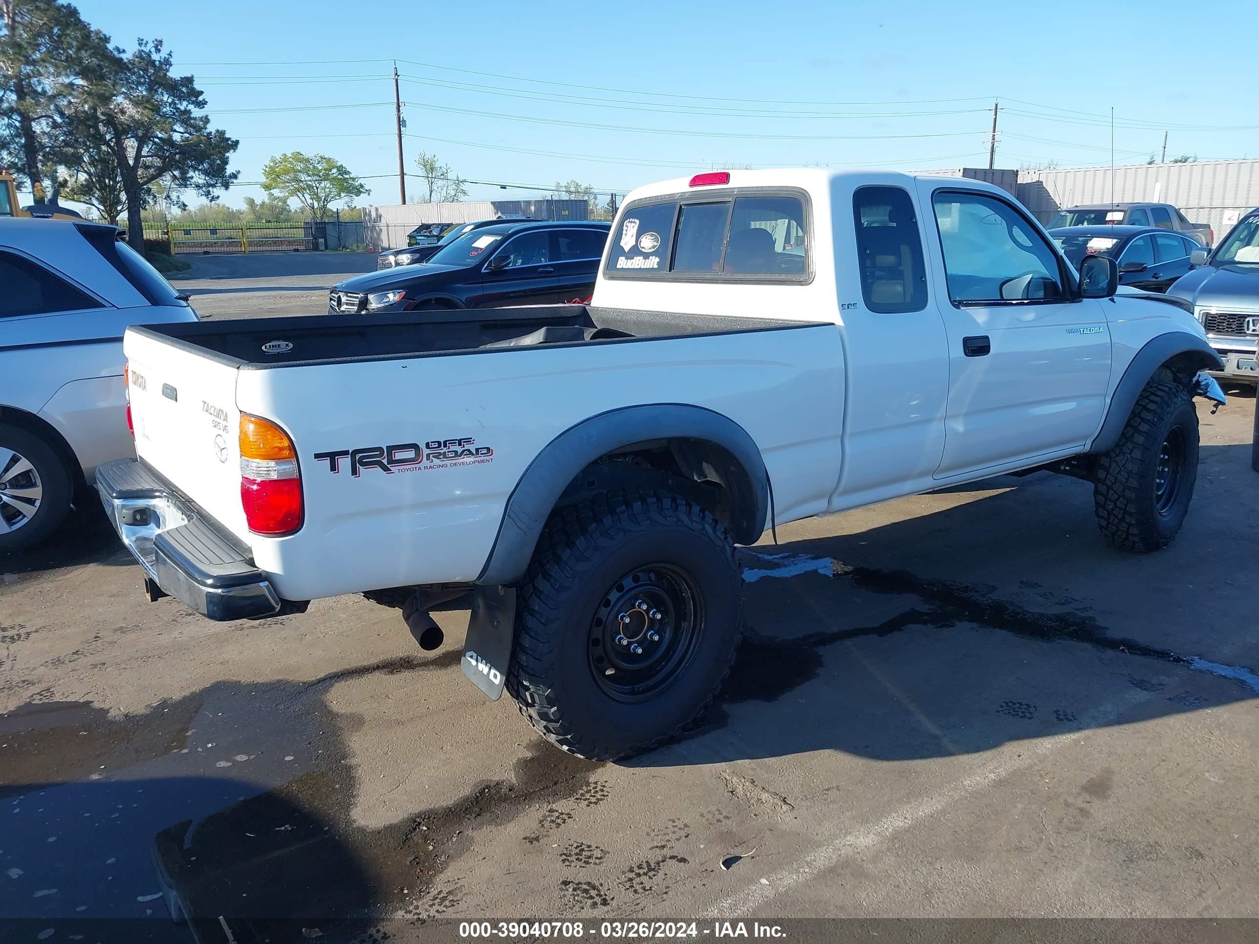 Photo 3 VIN: 5TEWN72N11Z751428 - TOYOTA TACOMA 