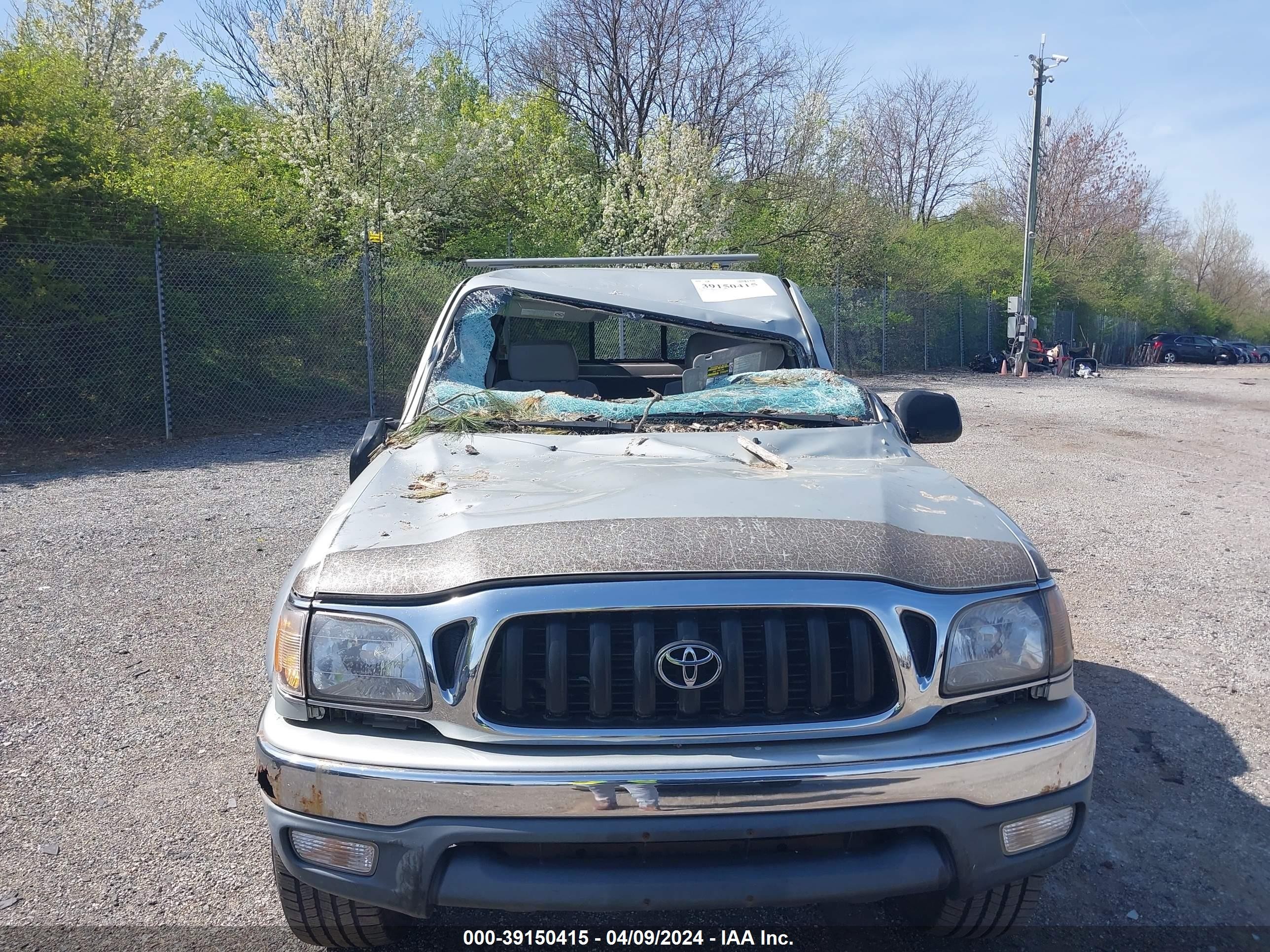 Photo 5 VIN: 5TEWN72N11Z802362 - TOYOTA TACOMA 