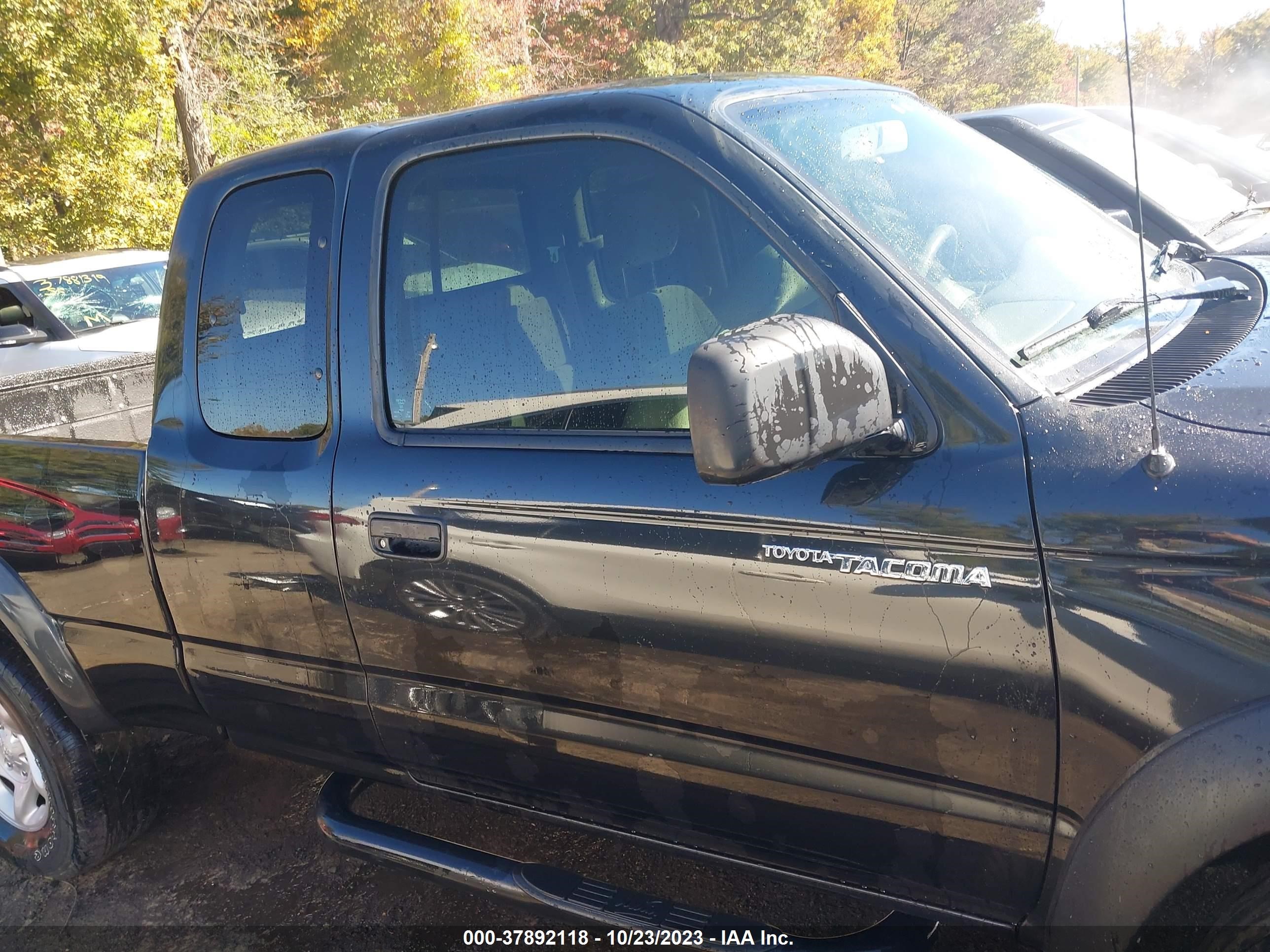 Photo 12 VIN: 5TEWN72N14Z460450 - TOYOTA TACOMA 