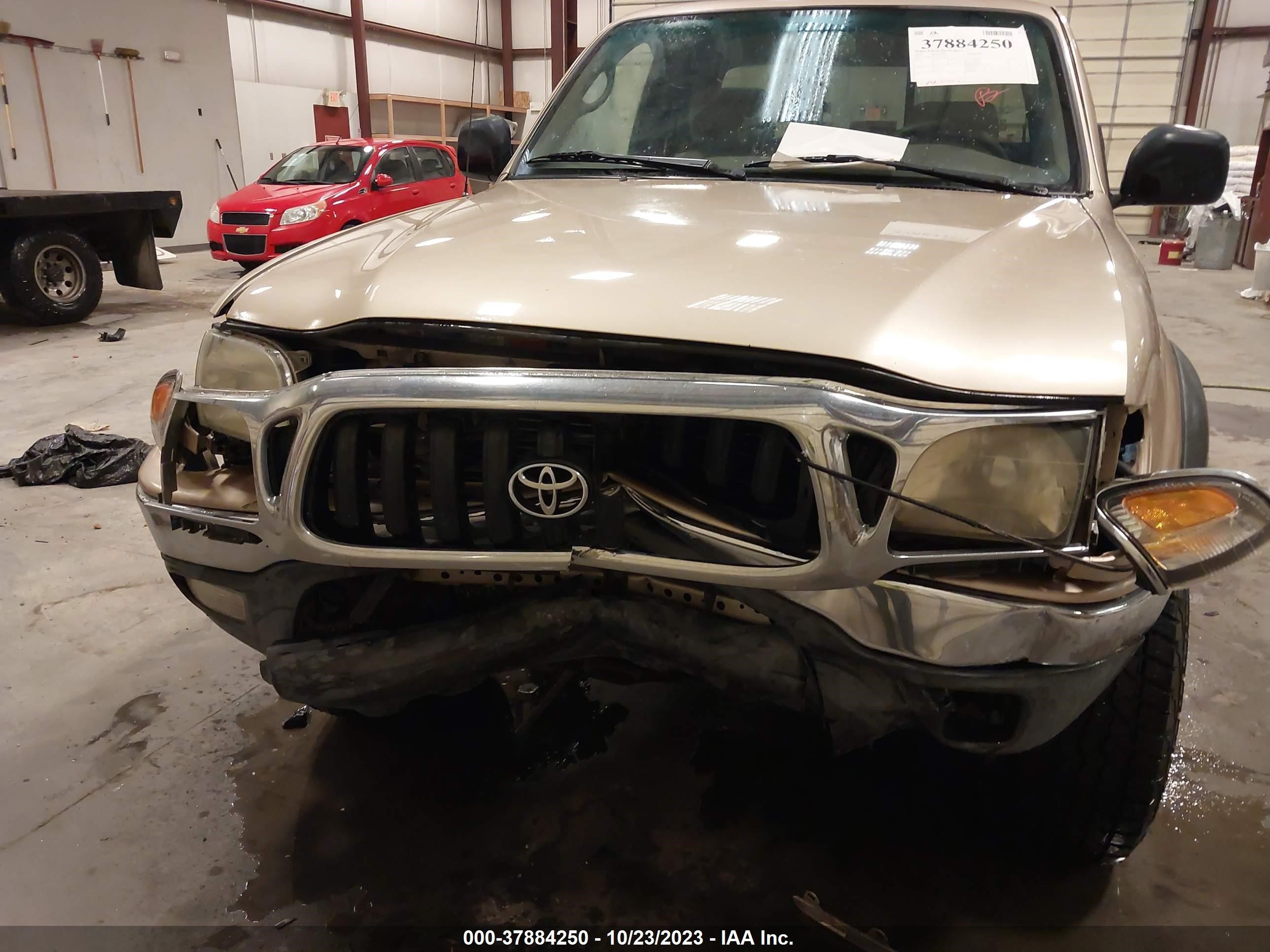 Photo 5 VIN: 5TEWN72N33Z146572 - TOYOTA TACOMA 