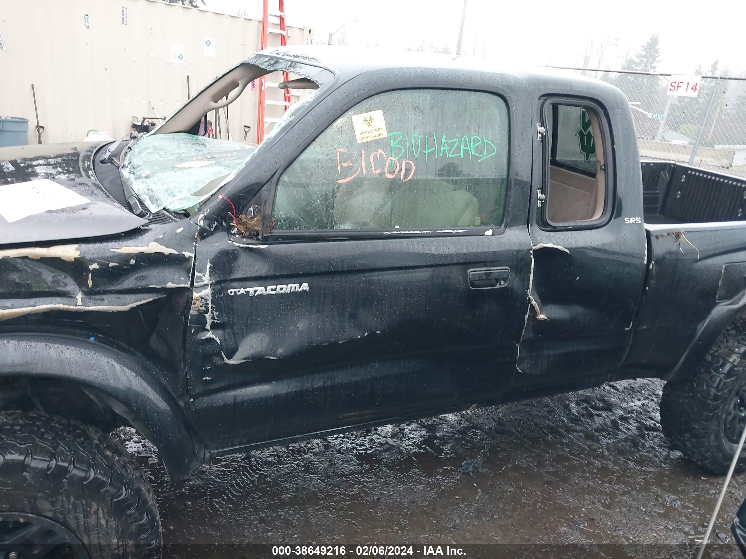 Photo 13 VIN: 5TEWN72N34Z384908 - TOYOTA TACOMA 