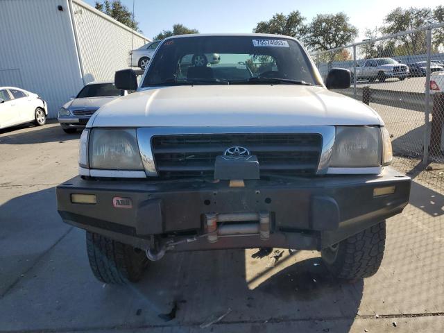 Photo 4 VIN: 5TEWN72N3YZ714634 - TOYOTA TACOMA 