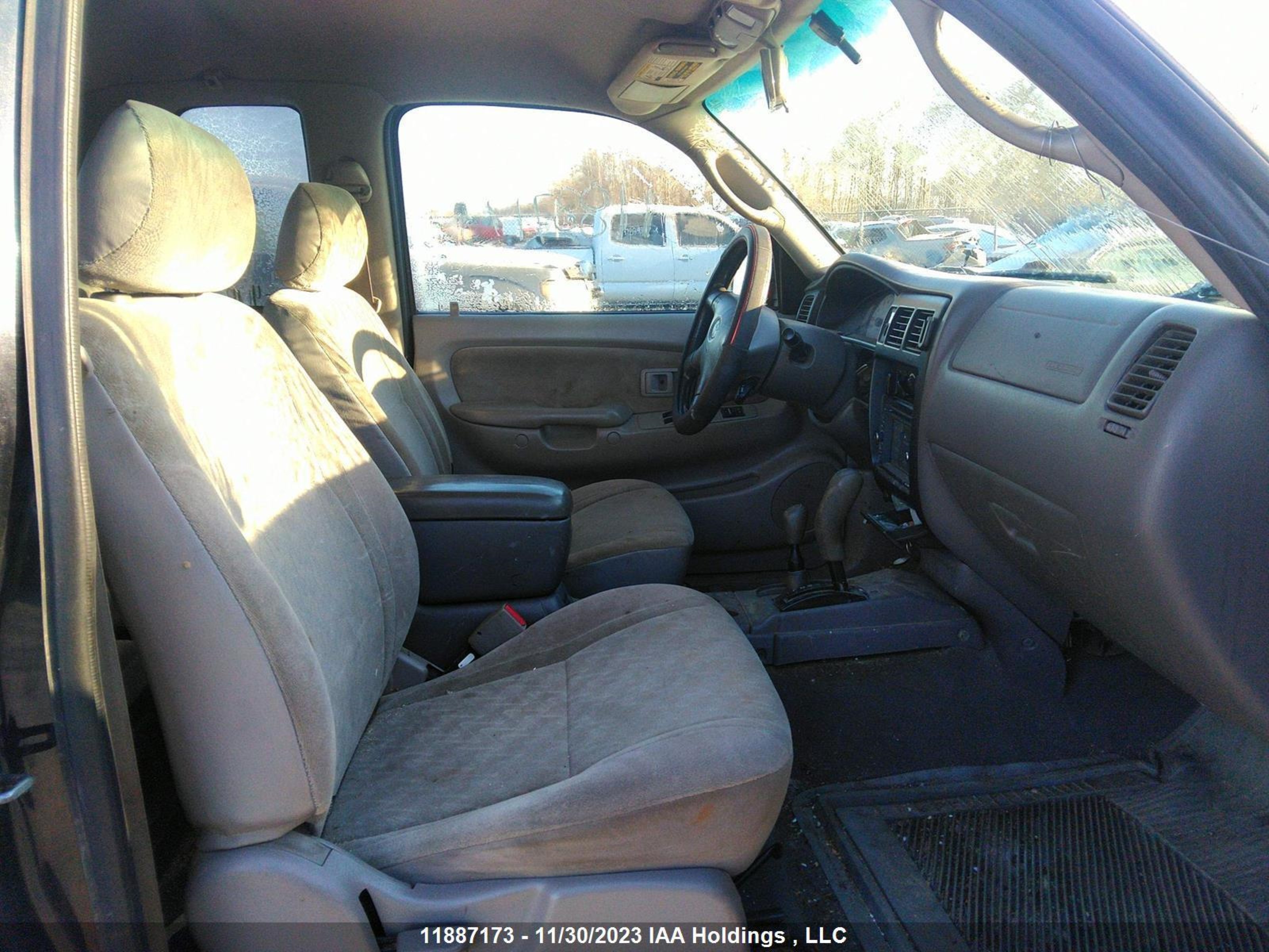 Photo 4 VIN: 5TEWN72N44Z333532 - TOYOTA TACOMA 