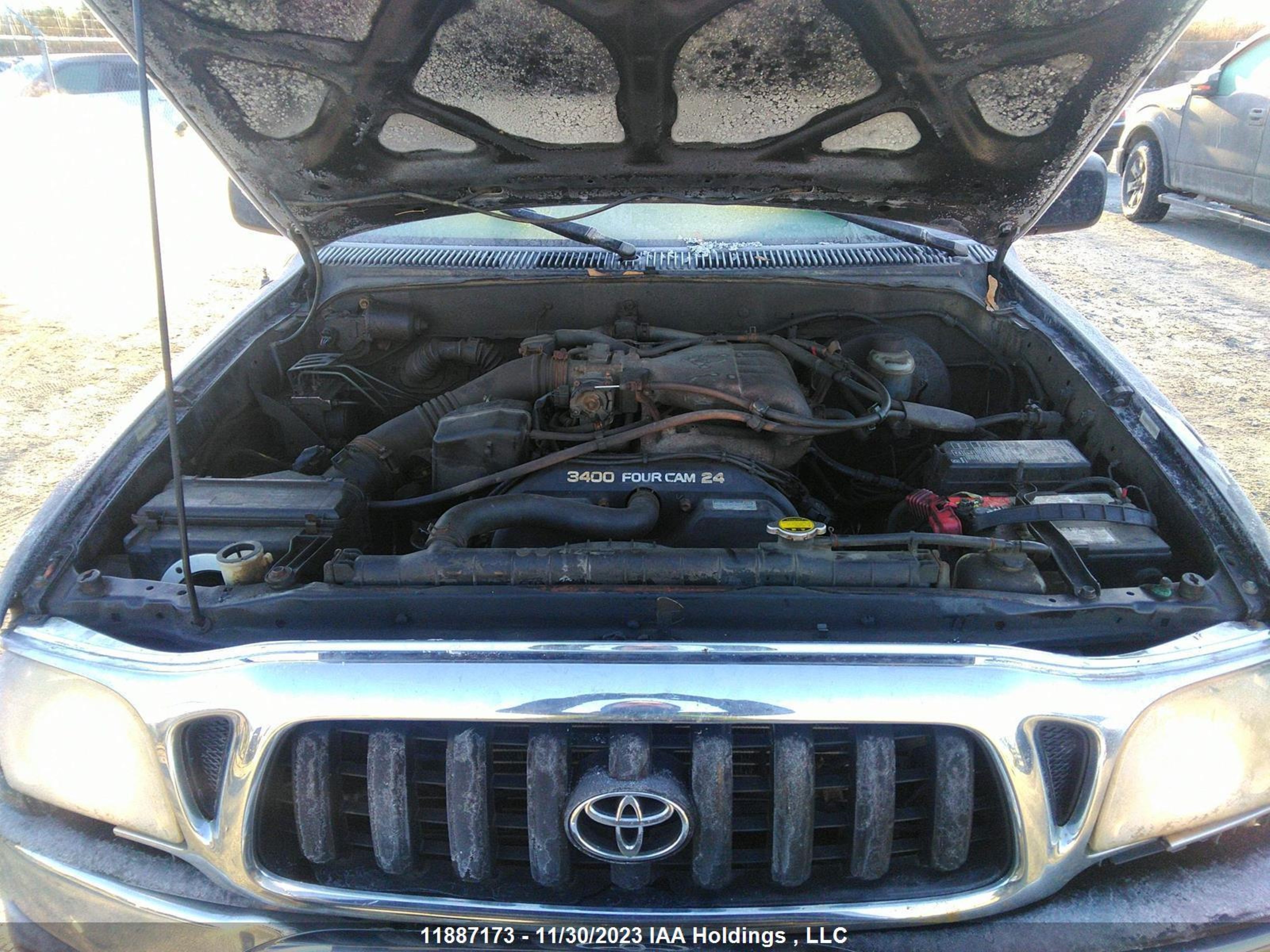 Photo 9 VIN: 5TEWN72N44Z333532 - TOYOTA TACOMA 