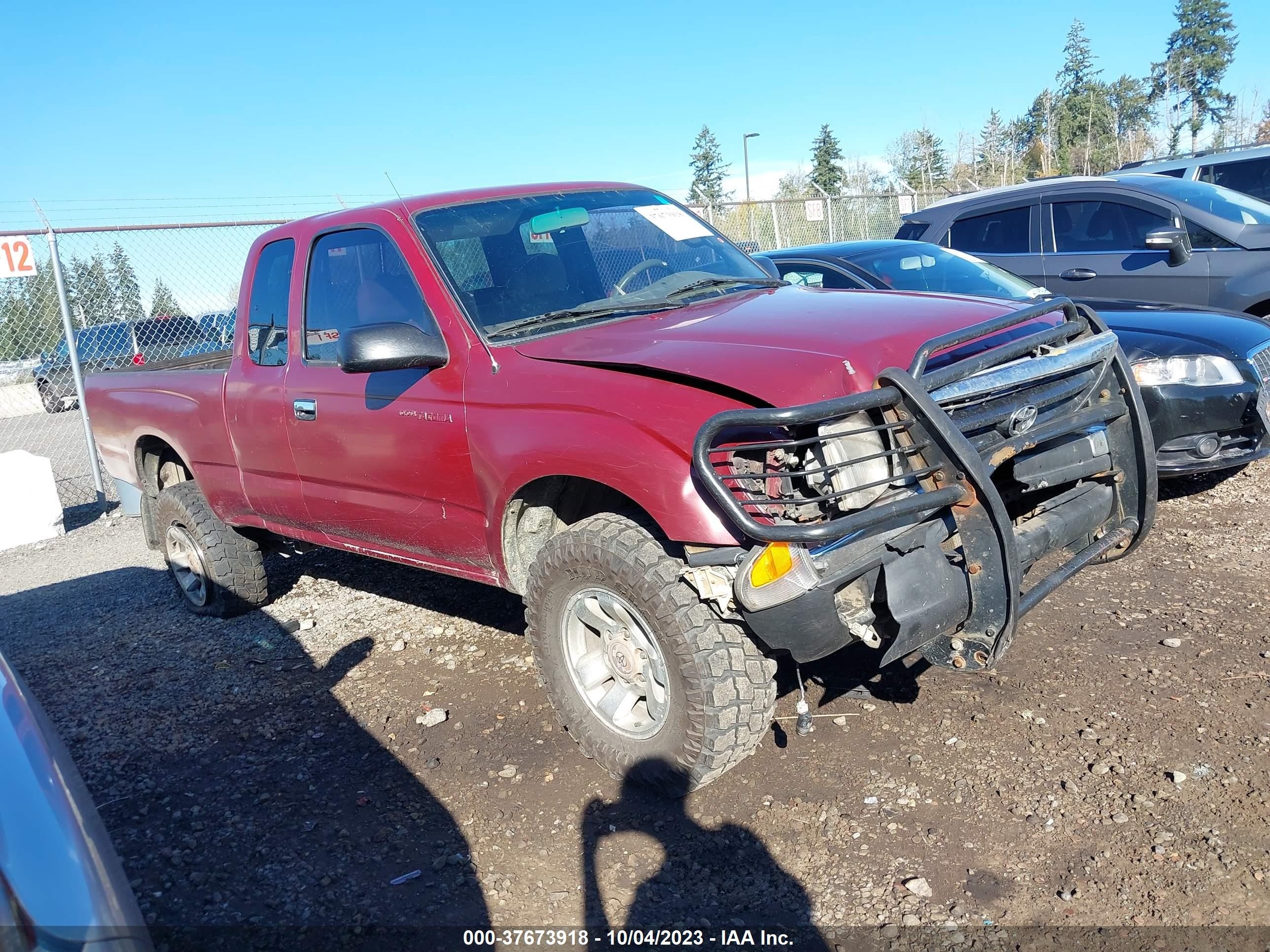 Photo 12 VIN: 5TEWN72N4YZ711404 - TOYOTA TACOMA 