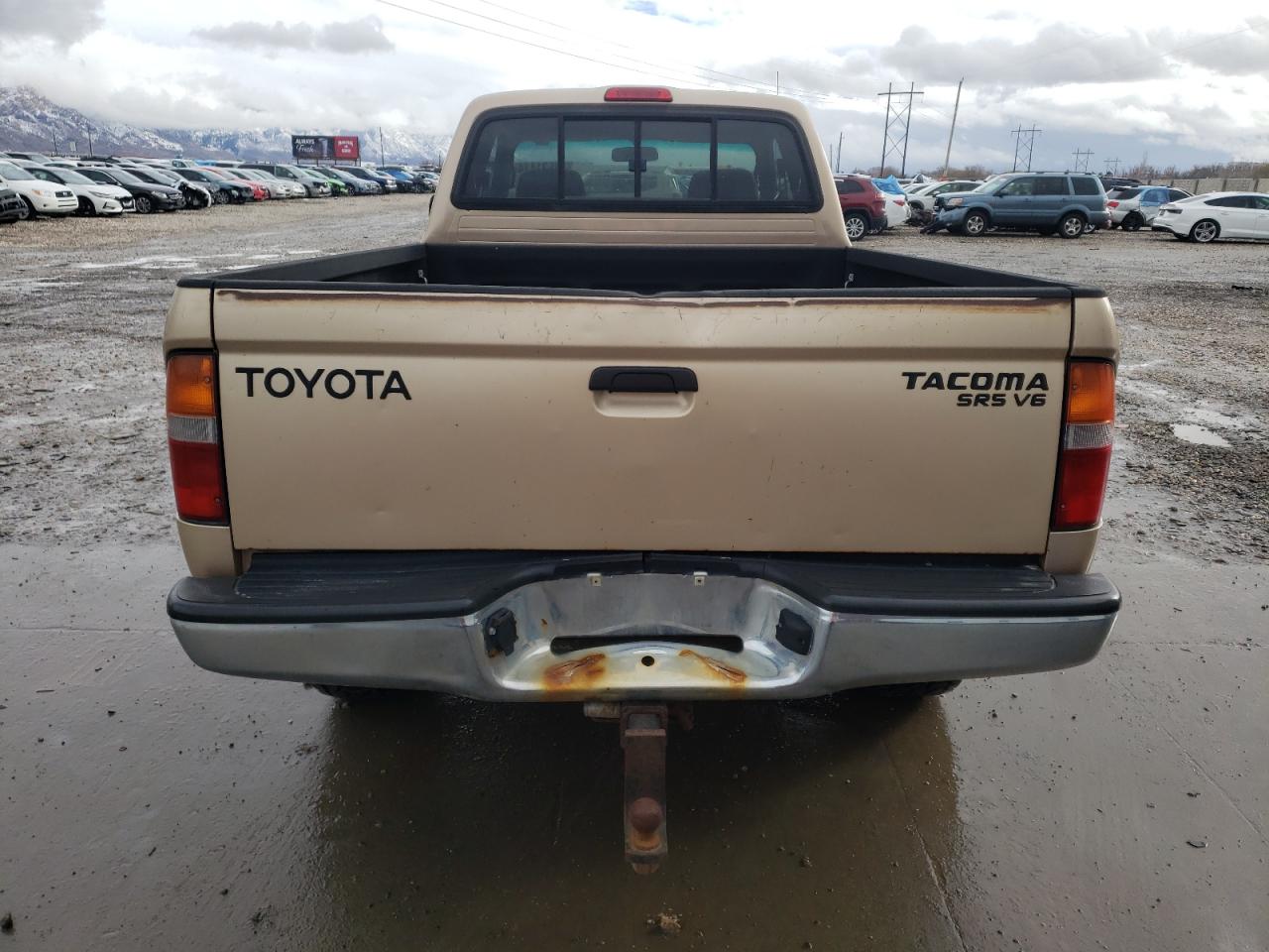 Photo 5 VIN: 5TEWN72N5YZ693270 - TOYOTA TACOMA 