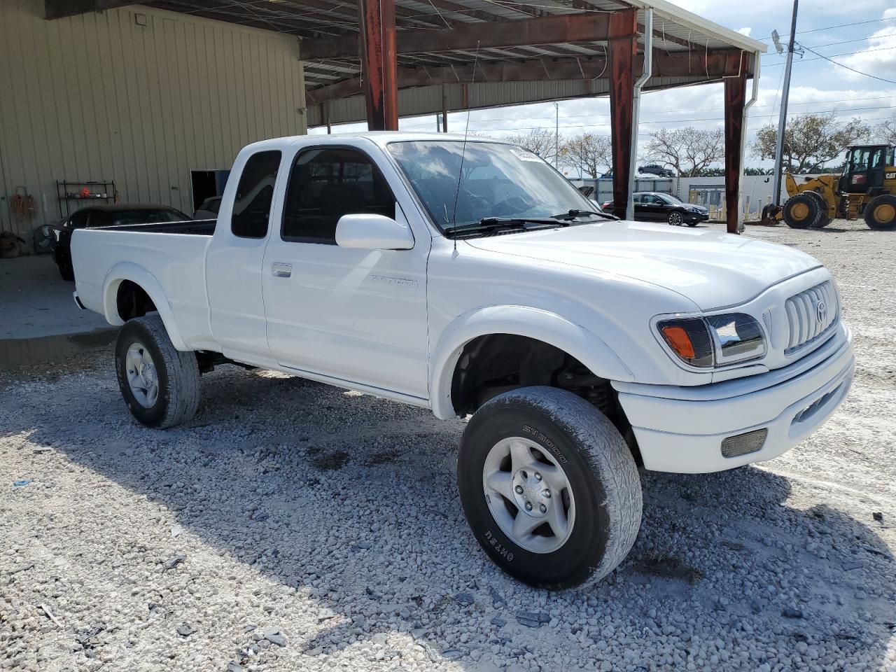 Photo 3 VIN: 5TEWN72N72Z048160 - TOYOTA TACOMA 