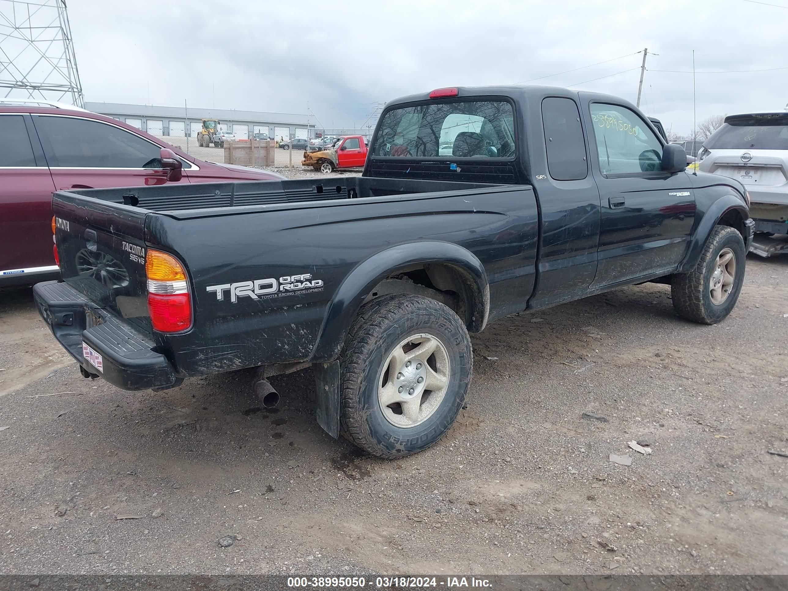 Photo 3 VIN: 5TEWN72N73Z221841 - TOYOTA TACOMA 