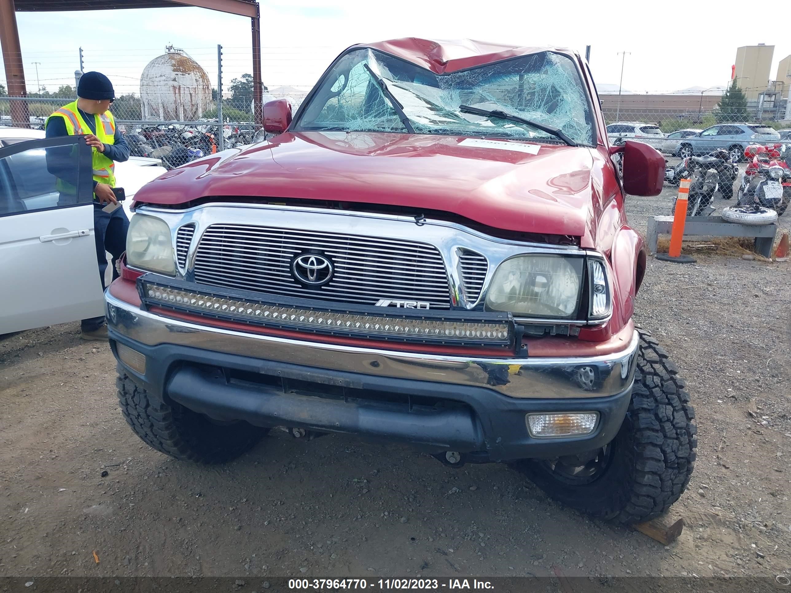 Photo 12 VIN: 5TEWN72N84Z368560 - TOYOTA TACOMA 