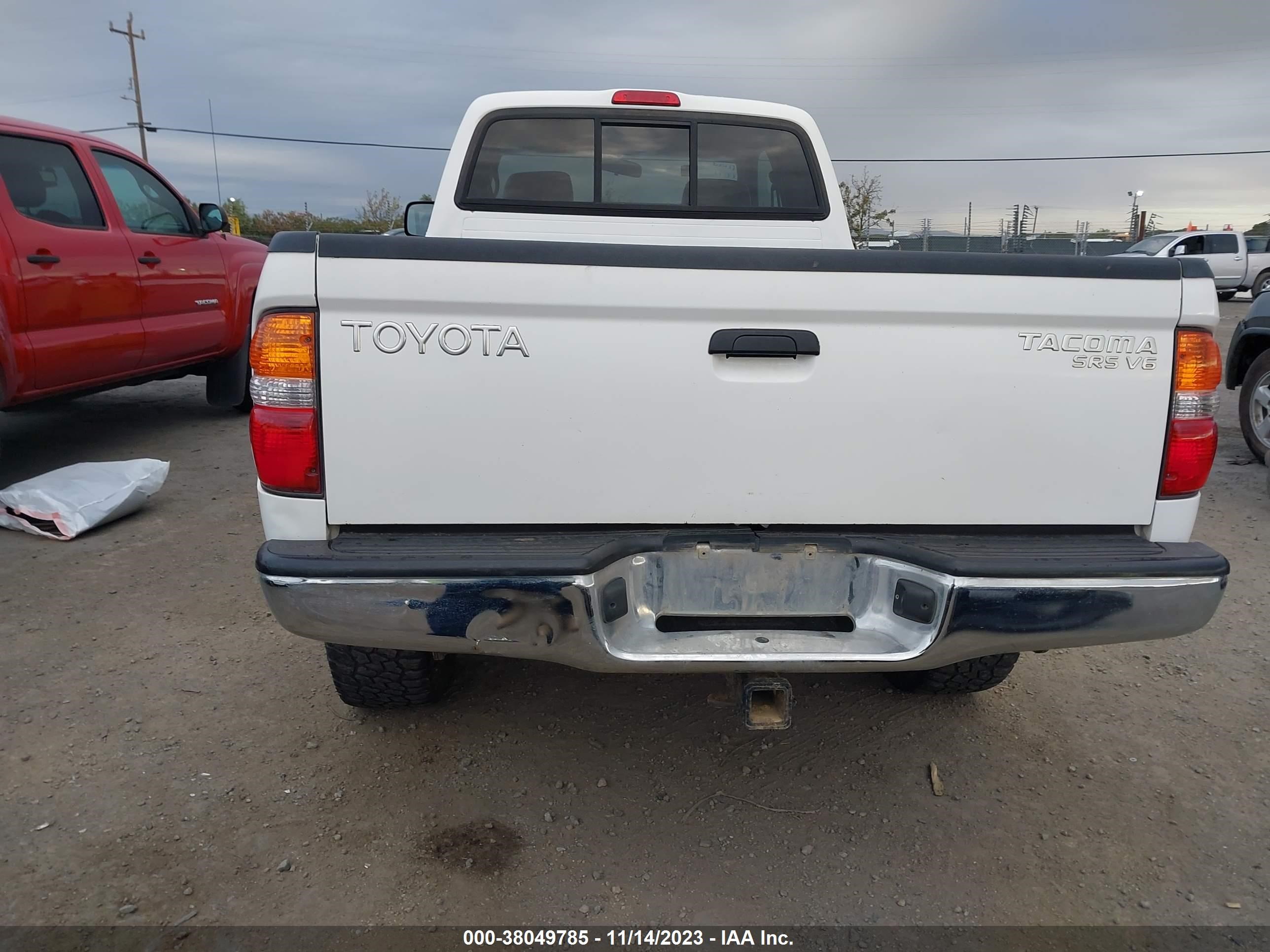 Photo 16 VIN: 5TEWN72N92Z887372 - TOYOTA TACOMA 