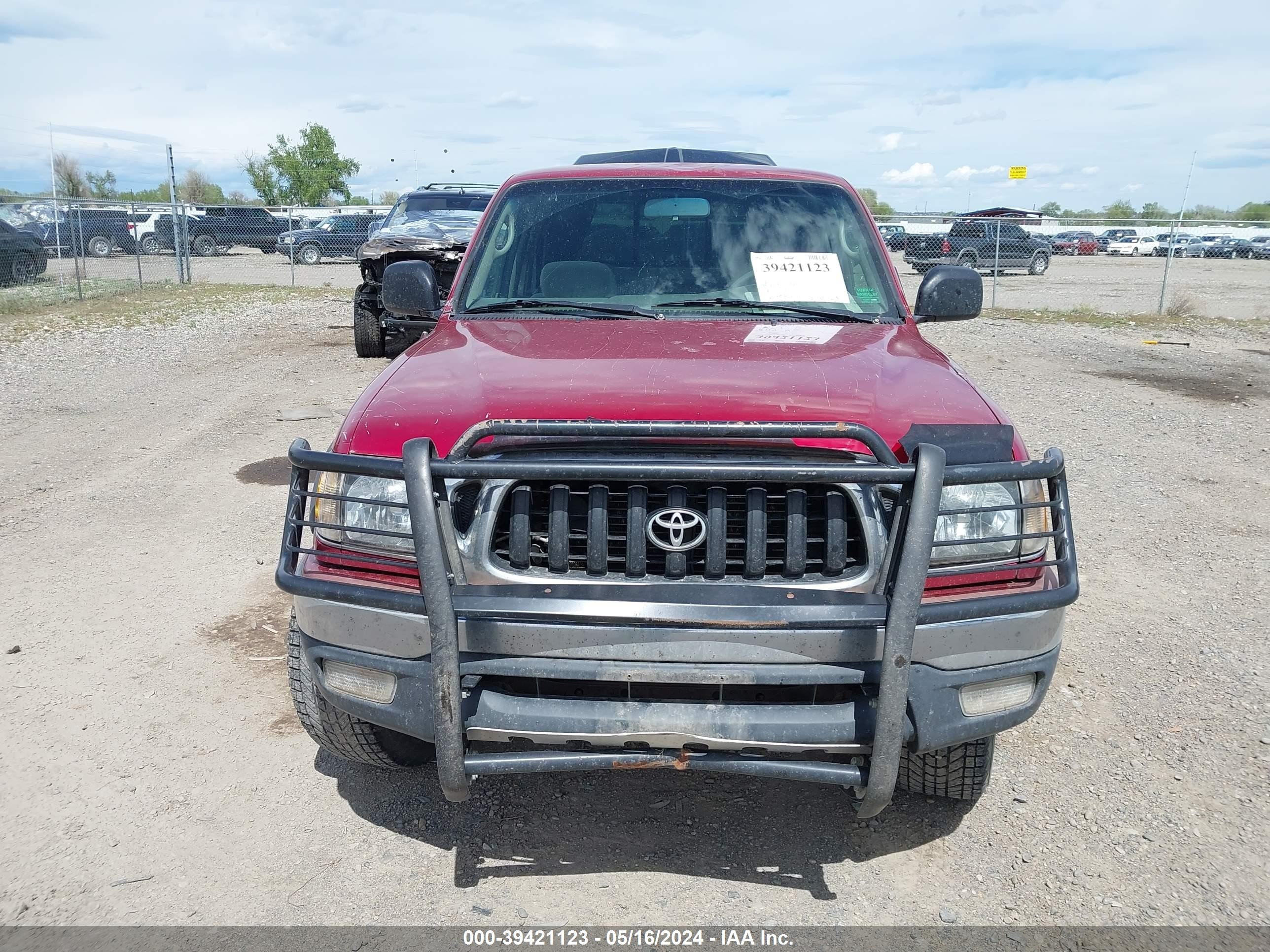 Photo 11 VIN: 5TEWN72N94Z322980 - TOYOTA TACOMA 