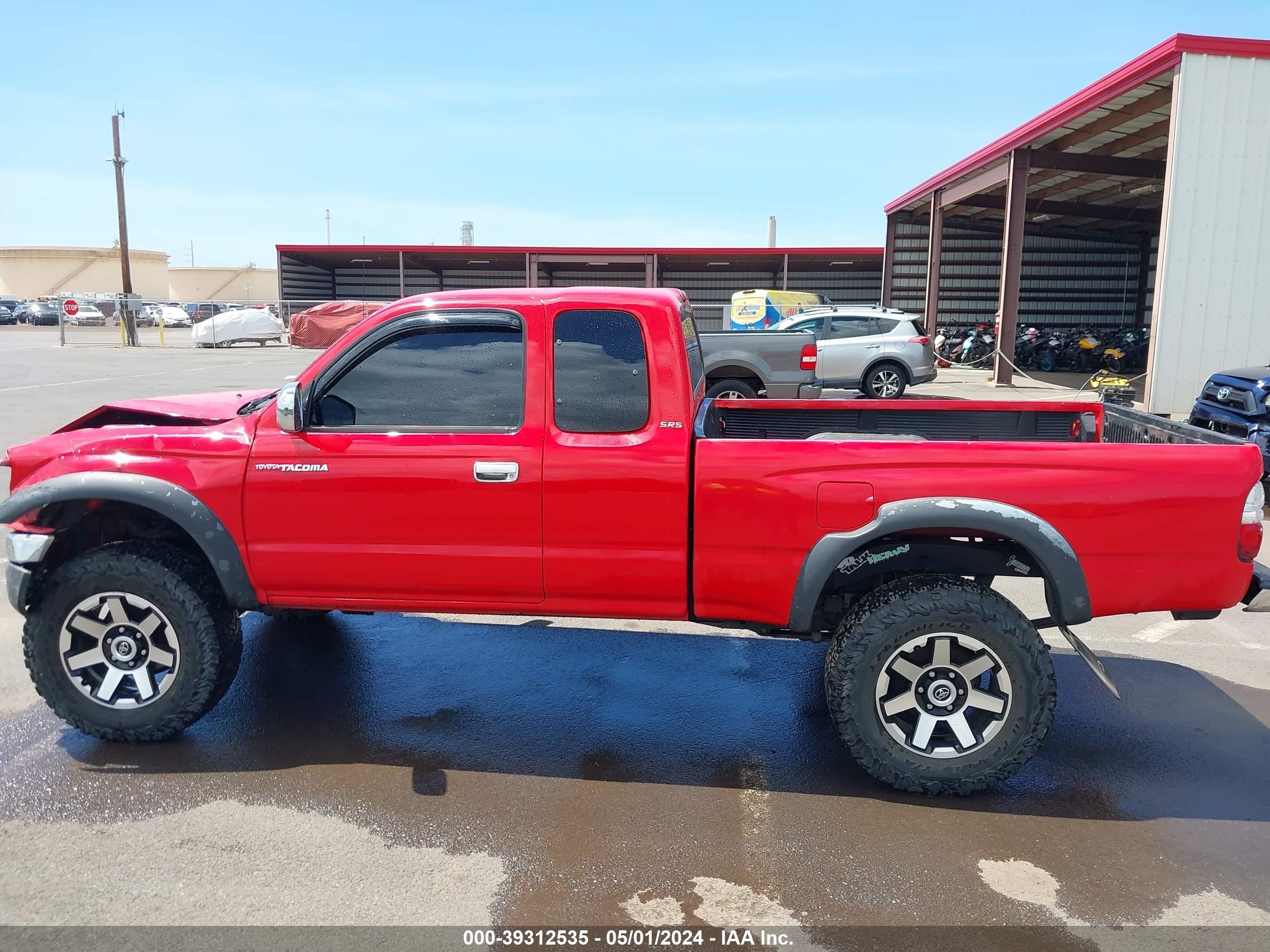 Photo 14 VIN: 5TEWN72NX2Z094324 - TOYOTA TACOMA 