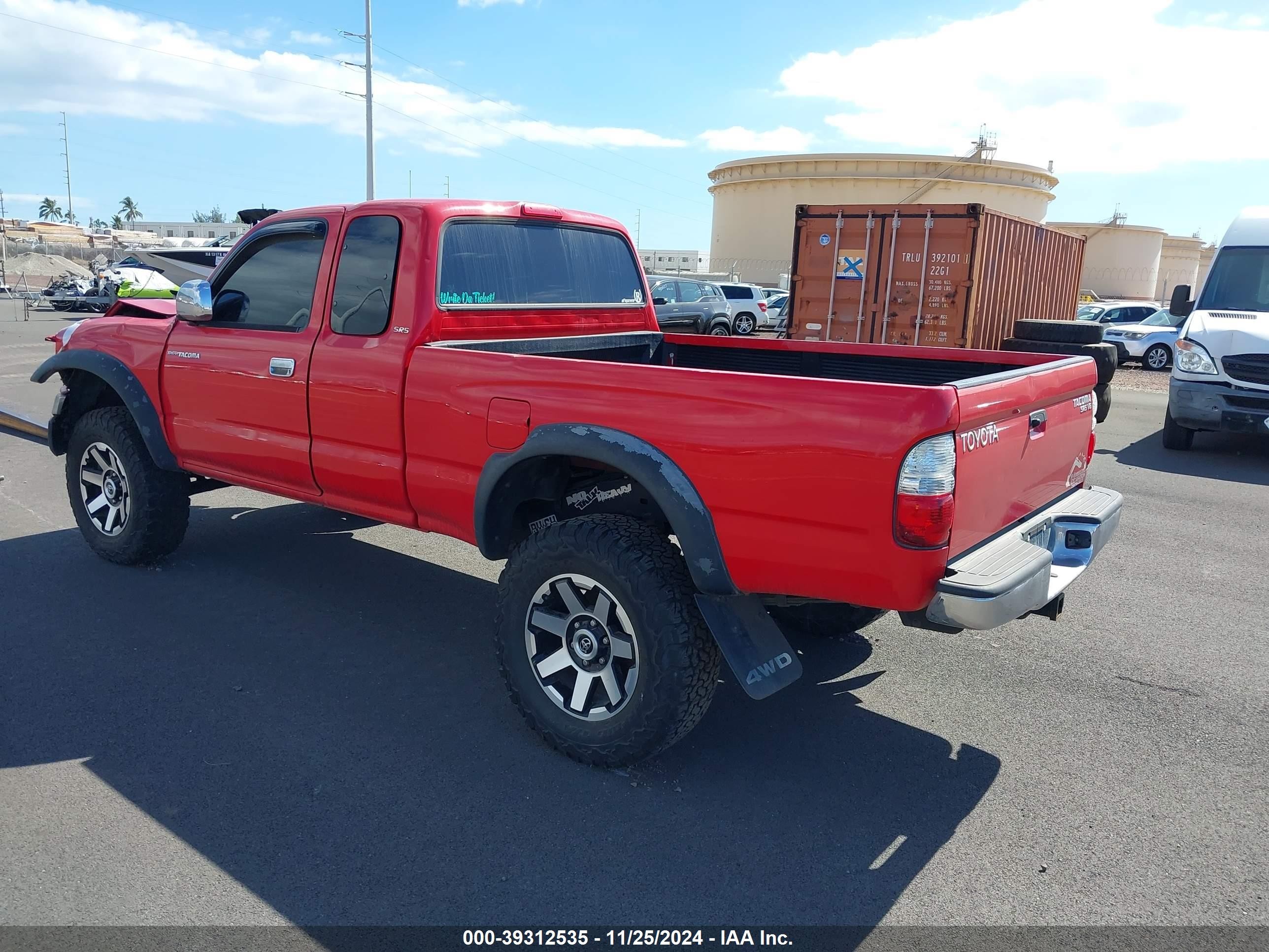 Photo 2 VIN: 5TEWN72NX2Z094324 - TOYOTA TACOMA 