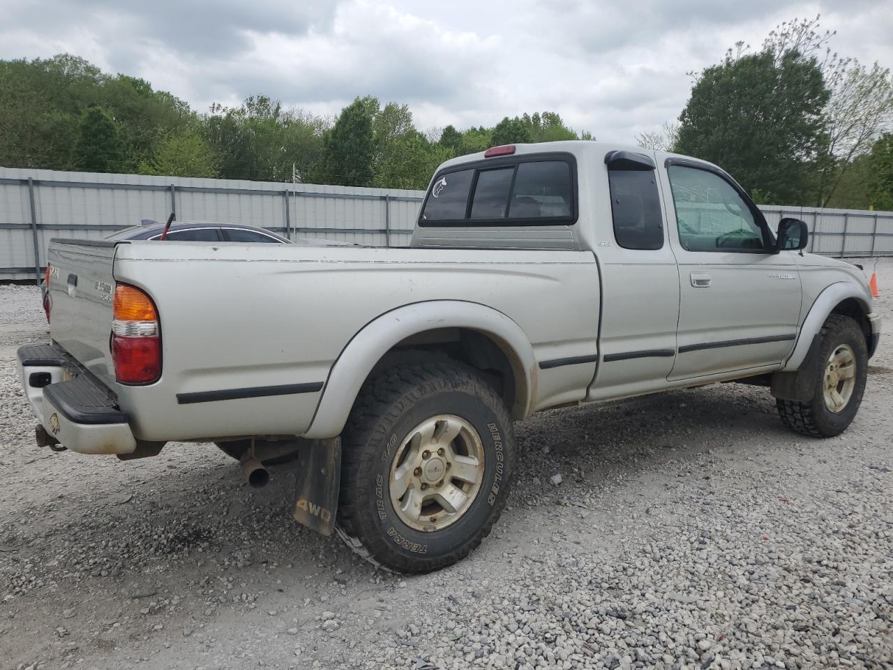 Photo 2 VIN: 5TEWN72NX4Z327928 - TOYOTA TACOMA 