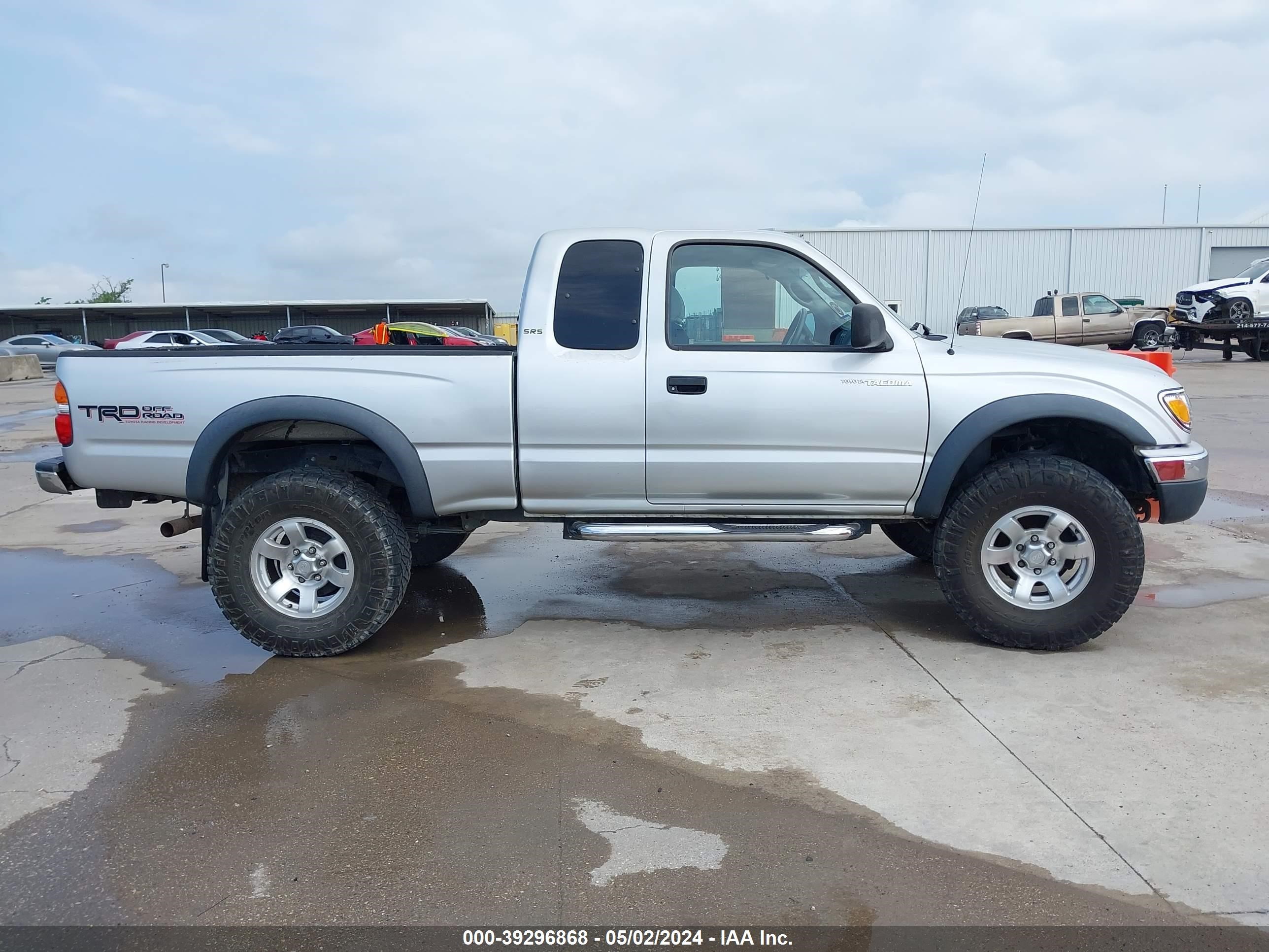 Photo 12 VIN: 5TEWN72NX4Z331591 - TOYOTA TACOMA 