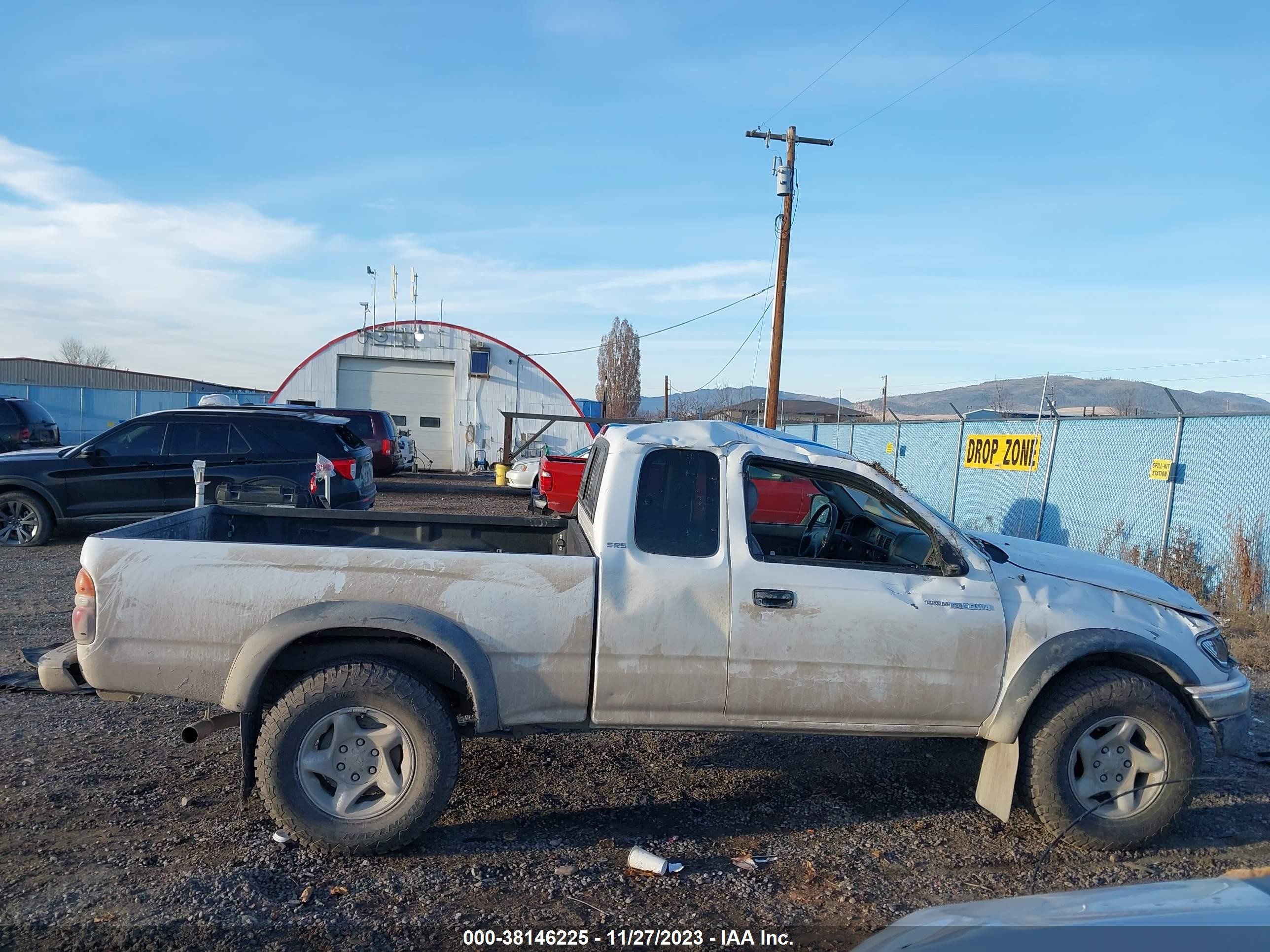 Photo 13 VIN: 5TEWN72NX4Z390852 - TOYOTA TACOMA 