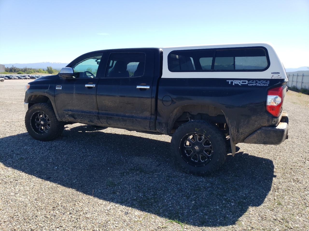 Photo 1 VIN: 5TFAW5F10GX518059 - TOYOTA TUNDRA 