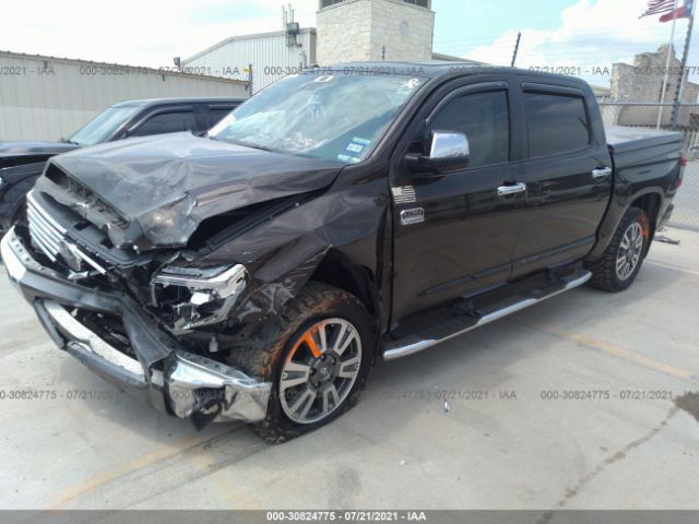 Photo 1 VIN: 5TFAW5F10JX728507 - TOYOTA TUNDRA 4WD 