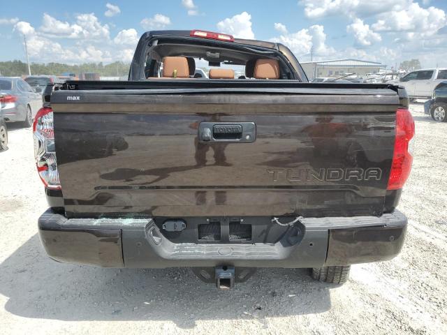 Photo 5 VIN: 5TFAW5F10JX733187 - TOYOTA TUNDRA CRE 