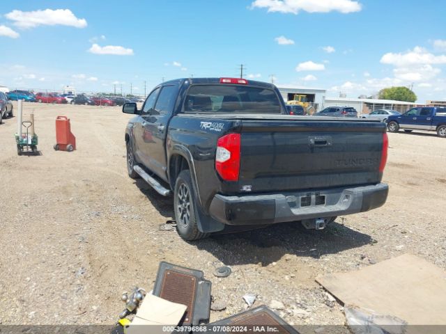 Photo 2 VIN: 5TFAW5F11HX624585 - TOYOTA TUNDRA 