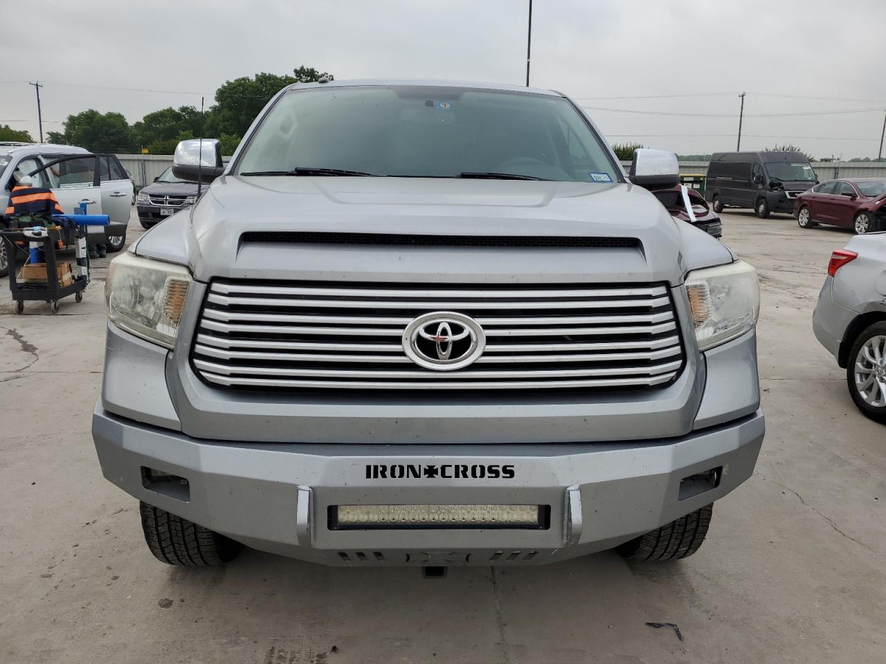 Photo 4 VIN: 5TFAW5F12EX356061 - TOYOTA TUNDRA CRE 