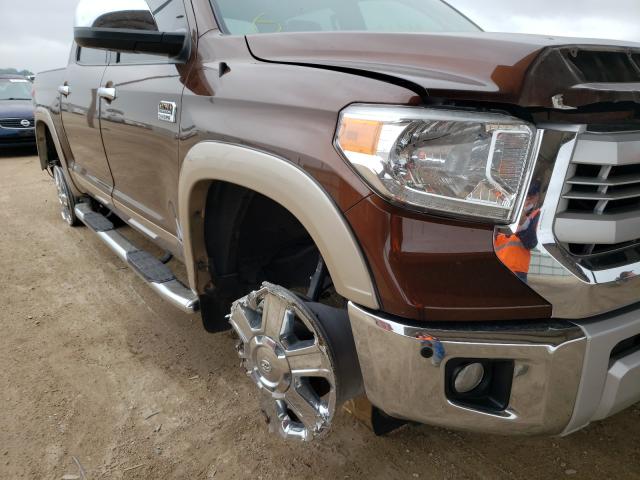 Photo 8 VIN: 5TFAW5F12FX488657 - TOYOTA TUNDRA CRE 