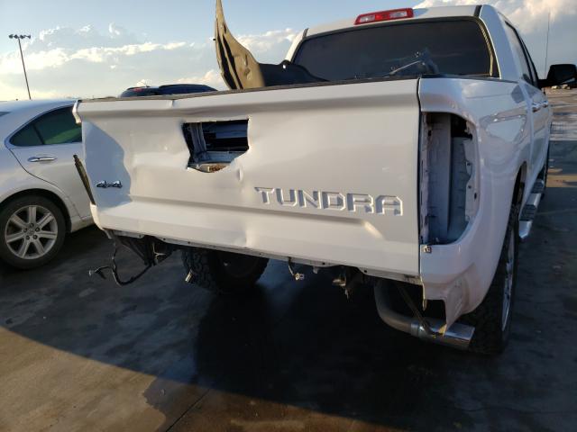 Photo 8 VIN: 5TFAW5F13EX373693 - TOYOTA TUNDRA CRE 