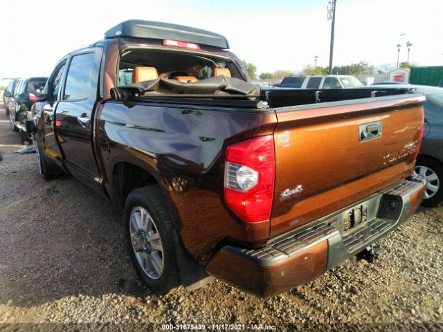 Photo 2 VIN: 5TFAW5F13GX530836 - TOYOTA TUNDRA 4WD TRUCK 