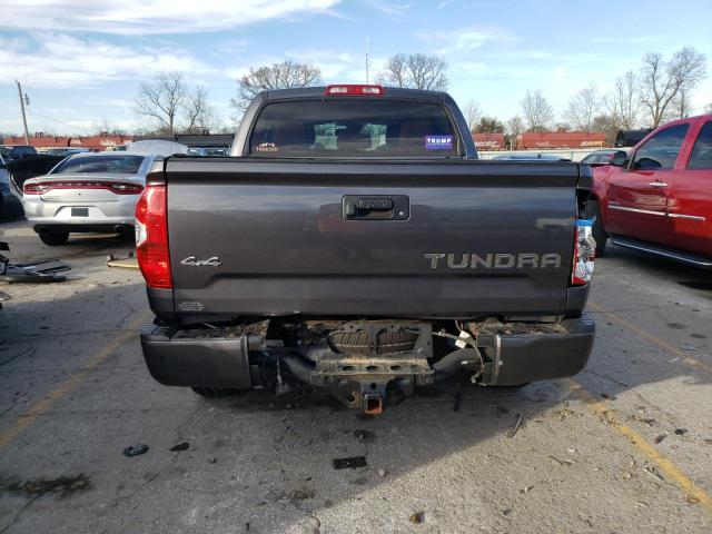 Photo 5 VIN: 5TFAW5F13JX709207 - TOYOTA TUNDRA CRE 